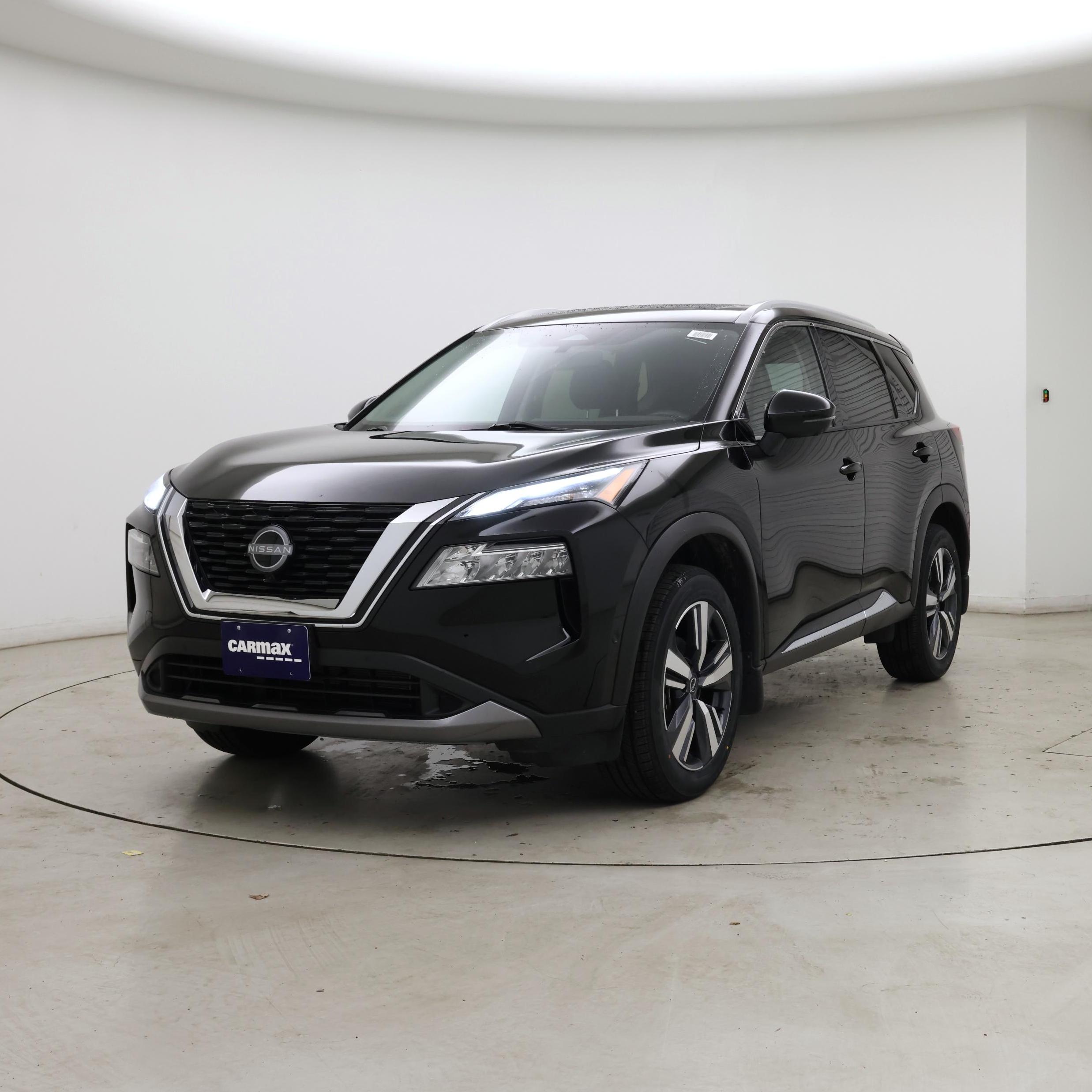 Thumbnail: 2023 Nissan Rogue - 4