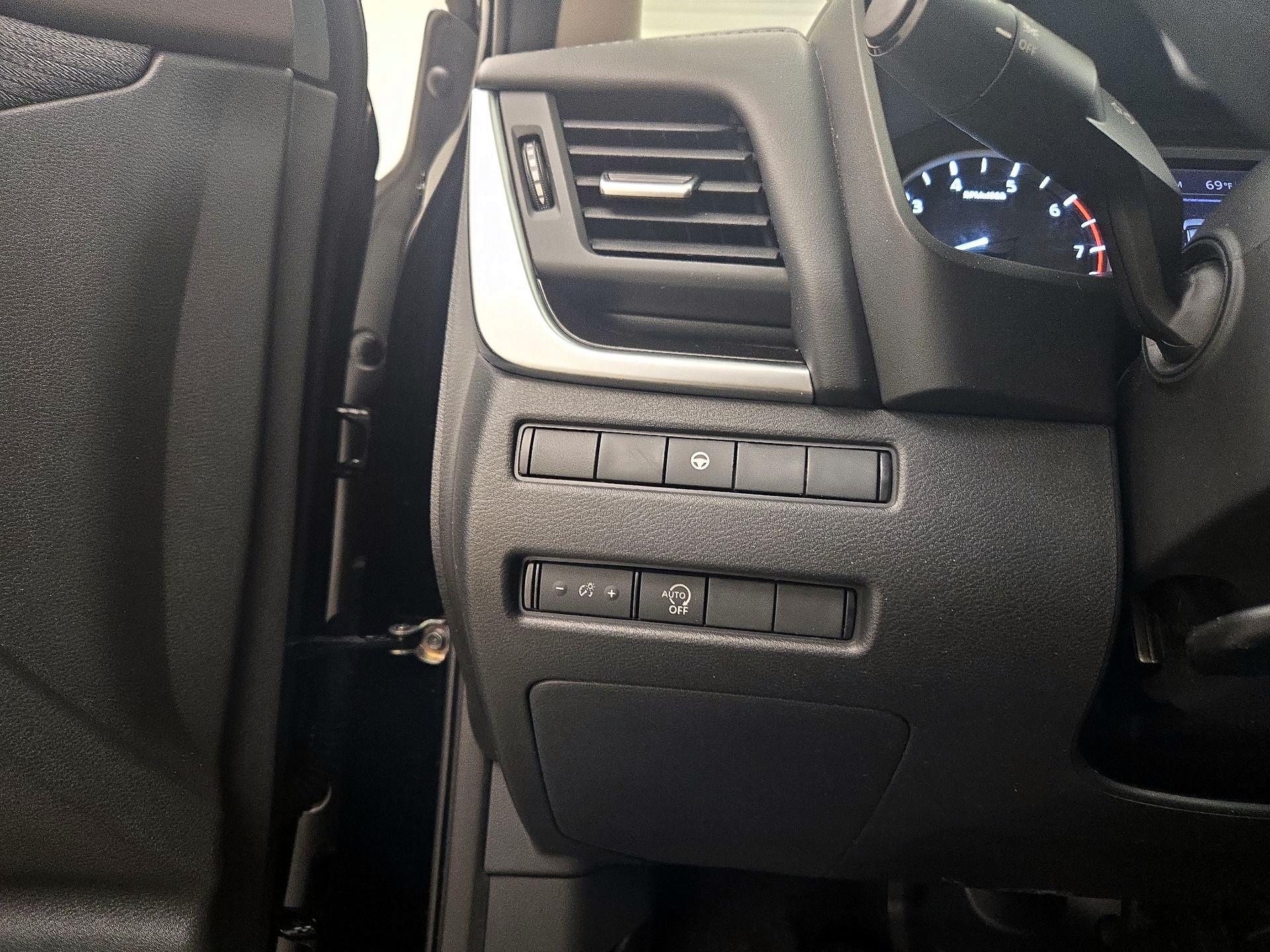 Thumbnail: 2023 Nissan Rogue - 13