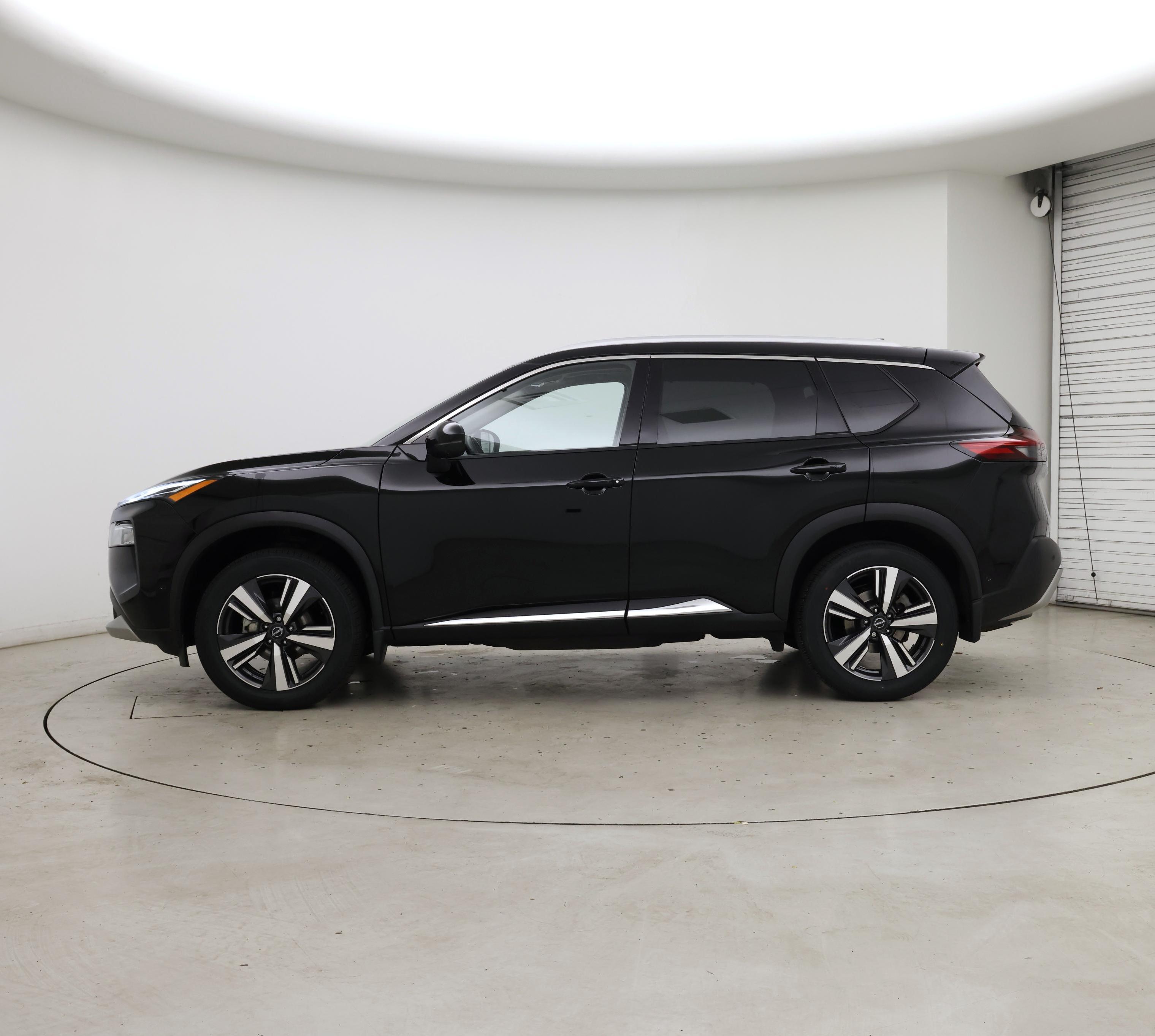Thumbnail: 2023 Nissan Rogue - 3