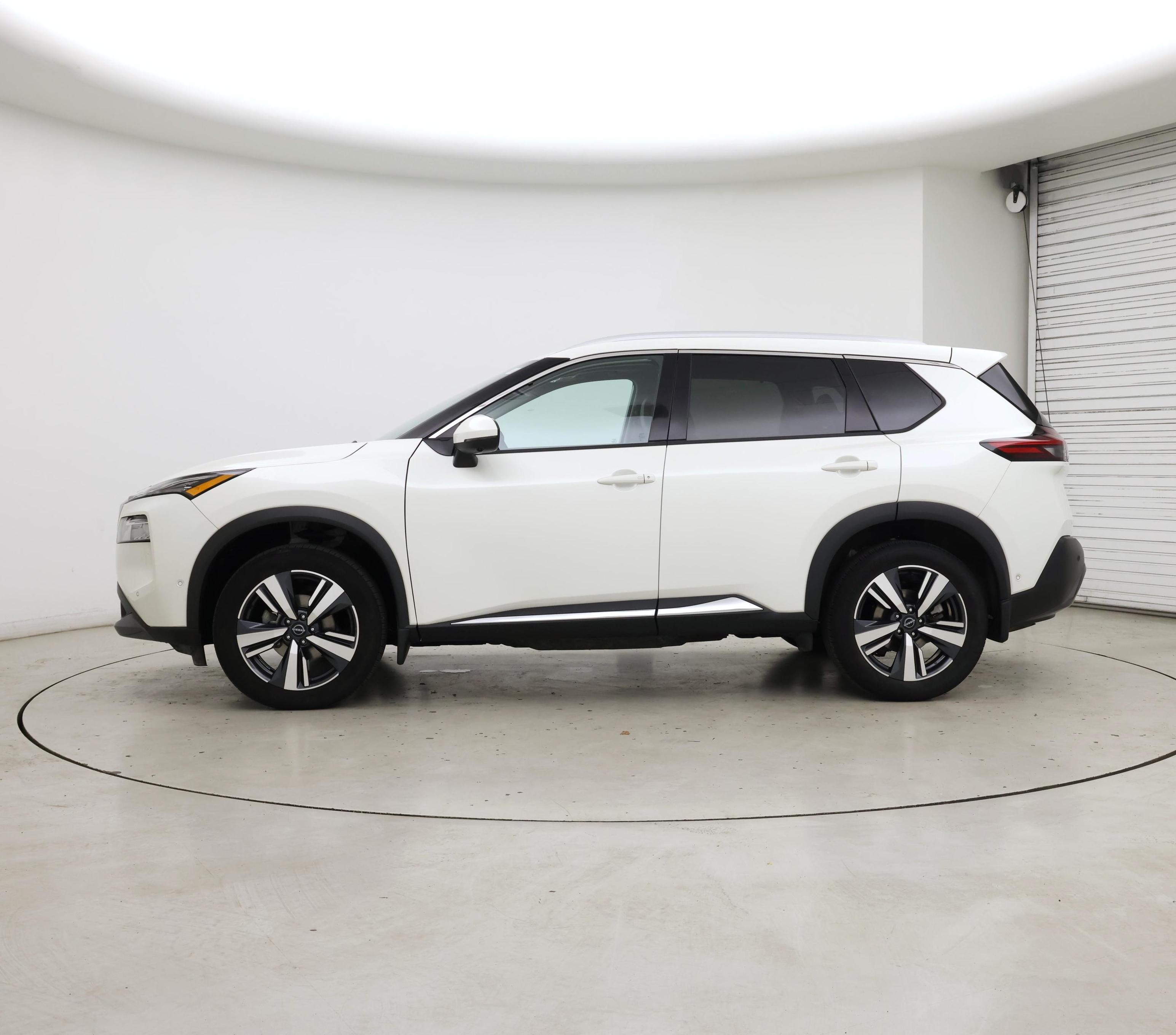 Thumbnail: 2023 Nissan Rogue - 3