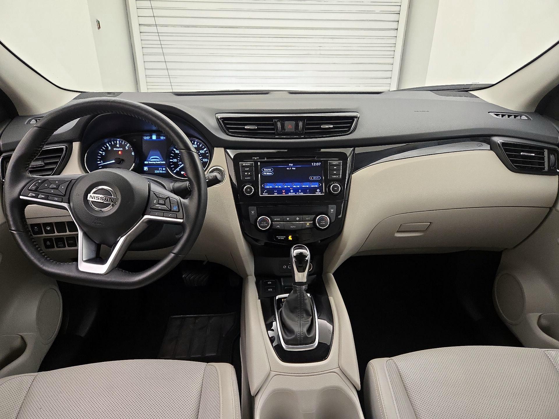 Thumbnail: 2022 Nissan Rogue Sport - 9