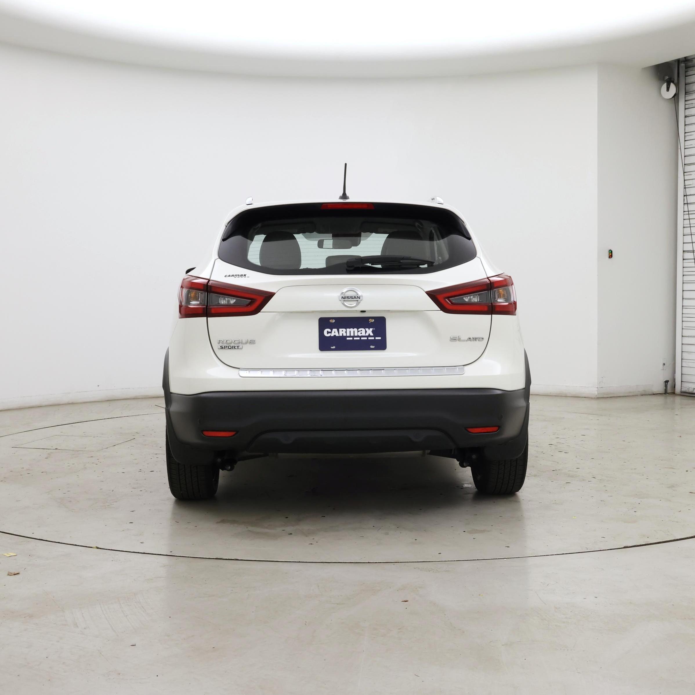 Thumbnail: 2022 Nissan Rogue Sport - 6