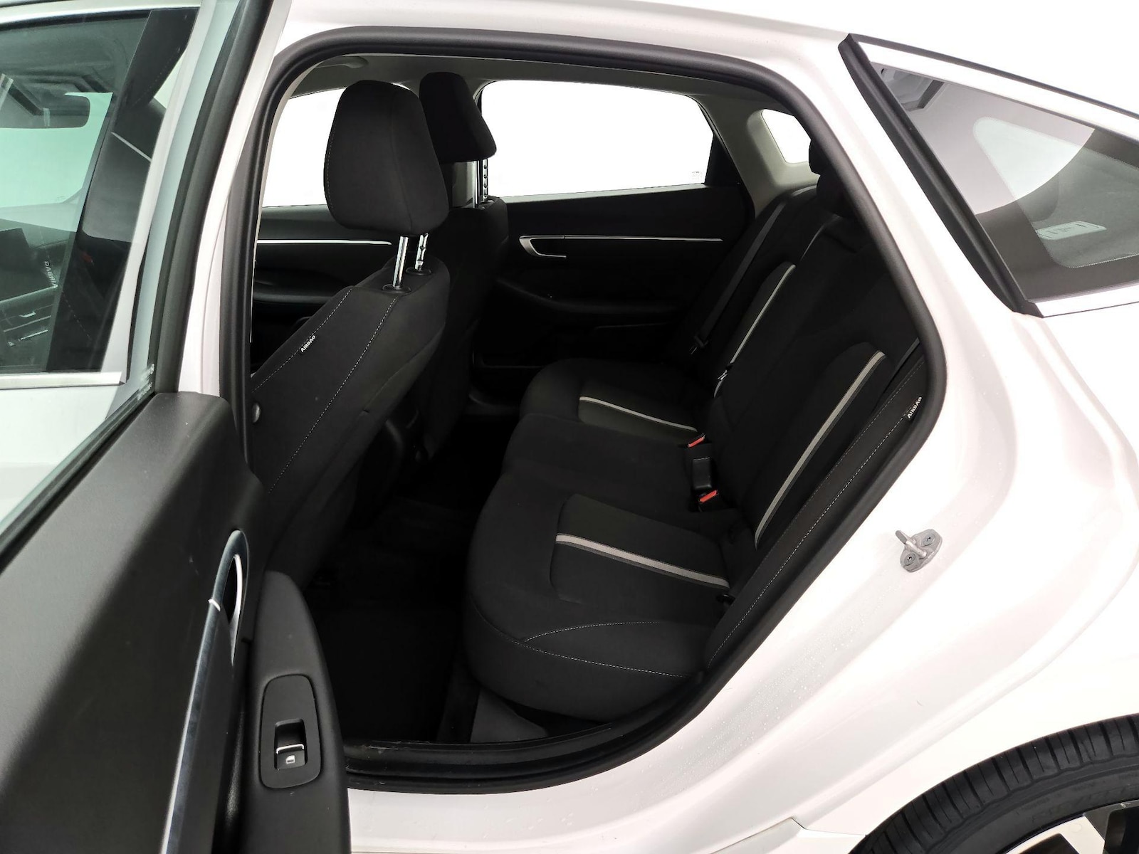 2025 Hyundai Sonata SEL - Photo 20