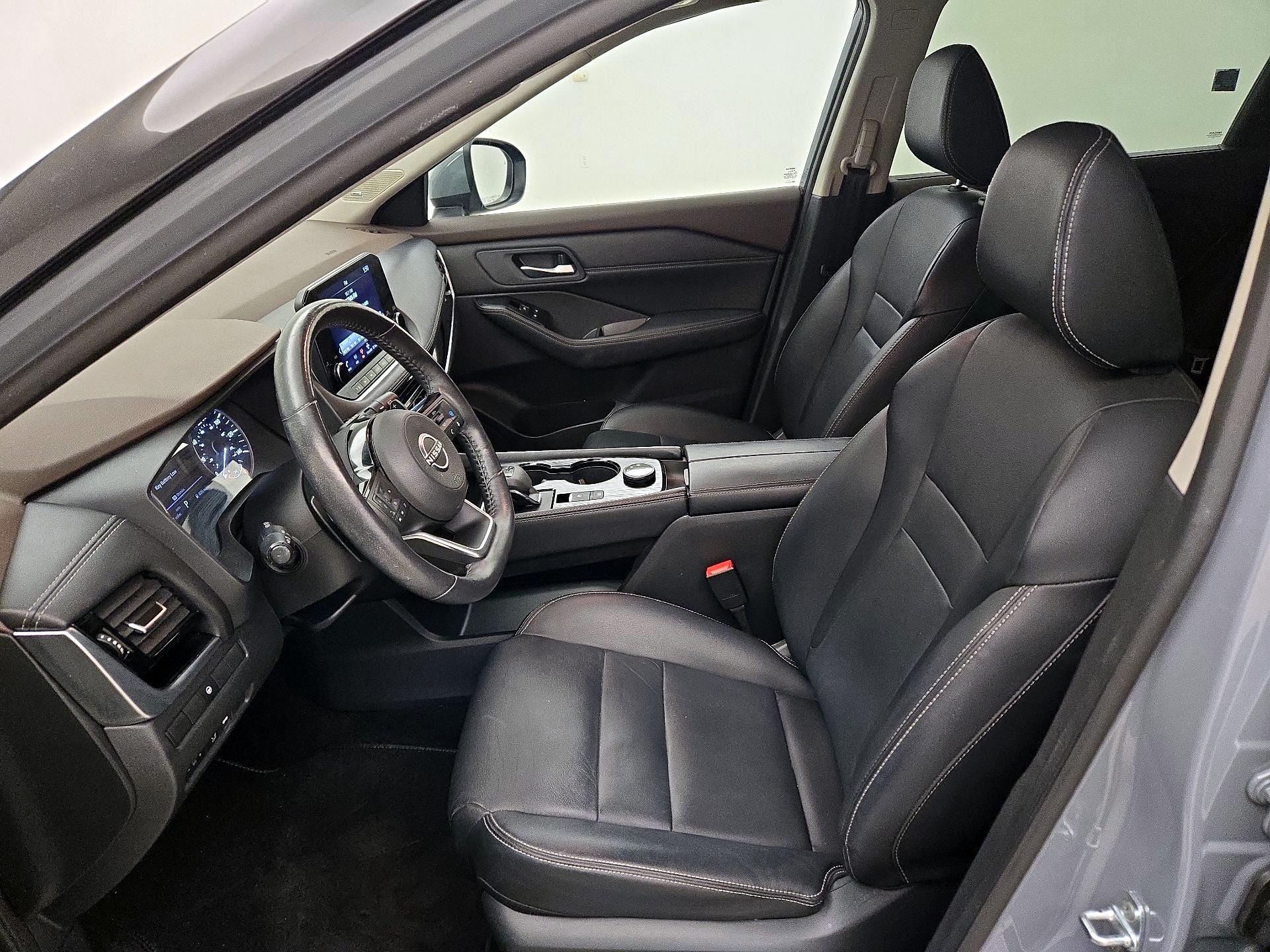 Thumbnail: 2023 Nissan Rogue - 11