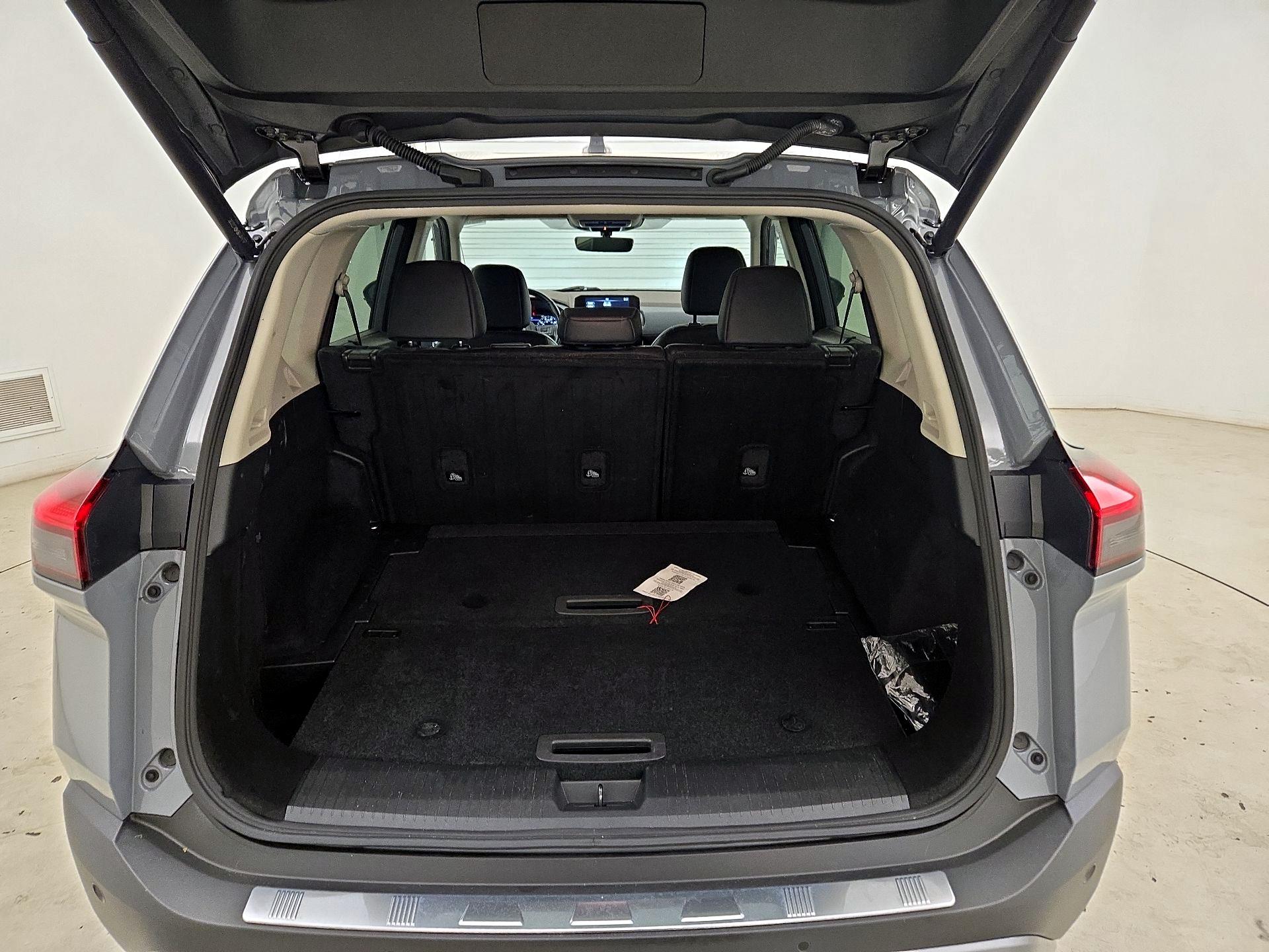 Thumbnail: 2023 Nissan Rogue - 17