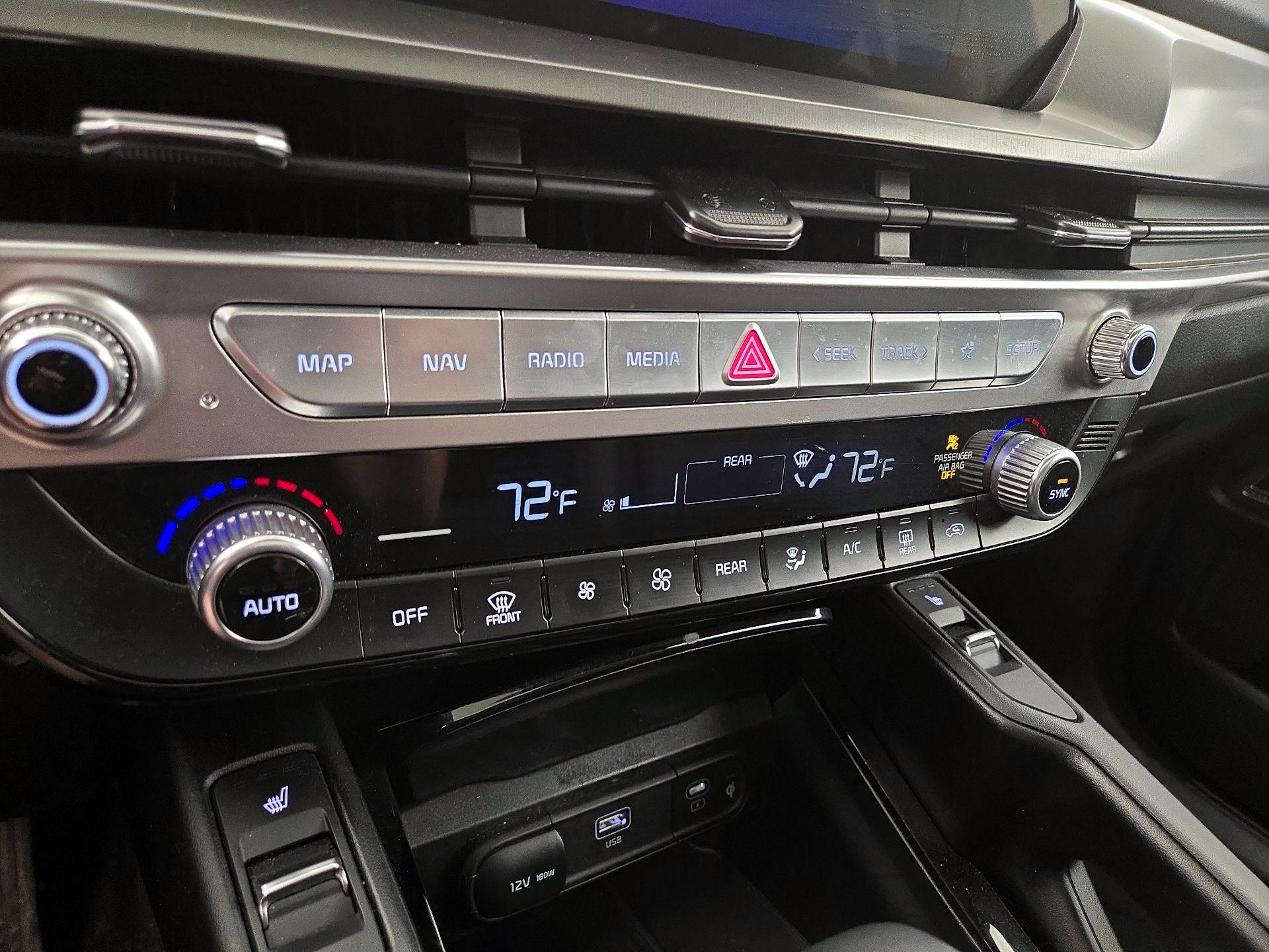 Thumbnail: 2025 Kia Telluride - 17