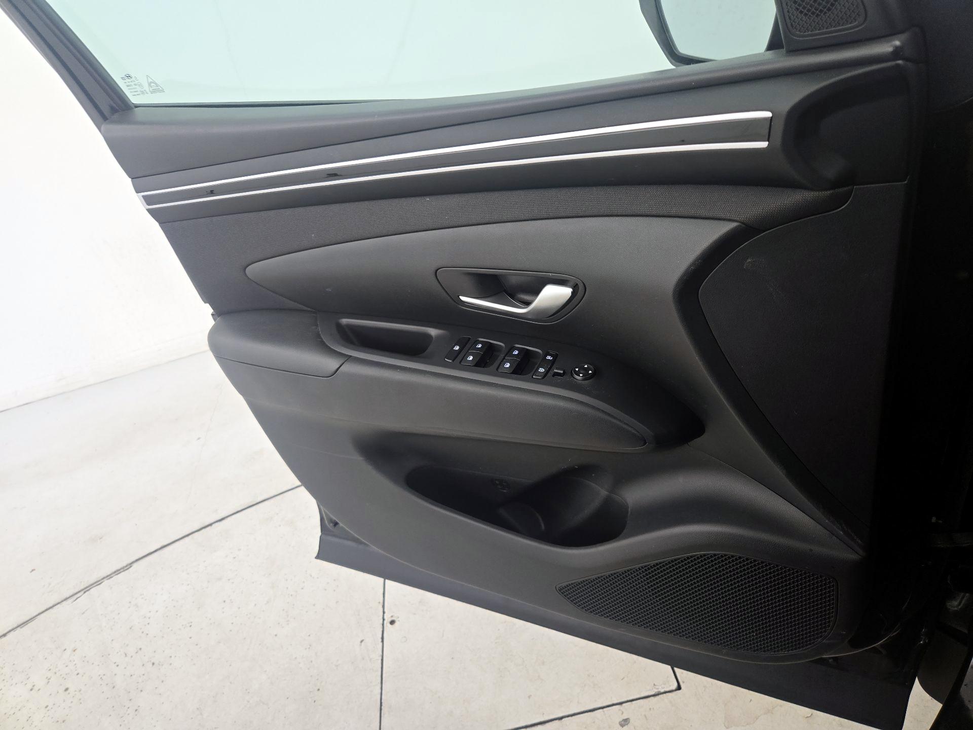 Thumbnail: 2023 Hyundai Tucson - 12