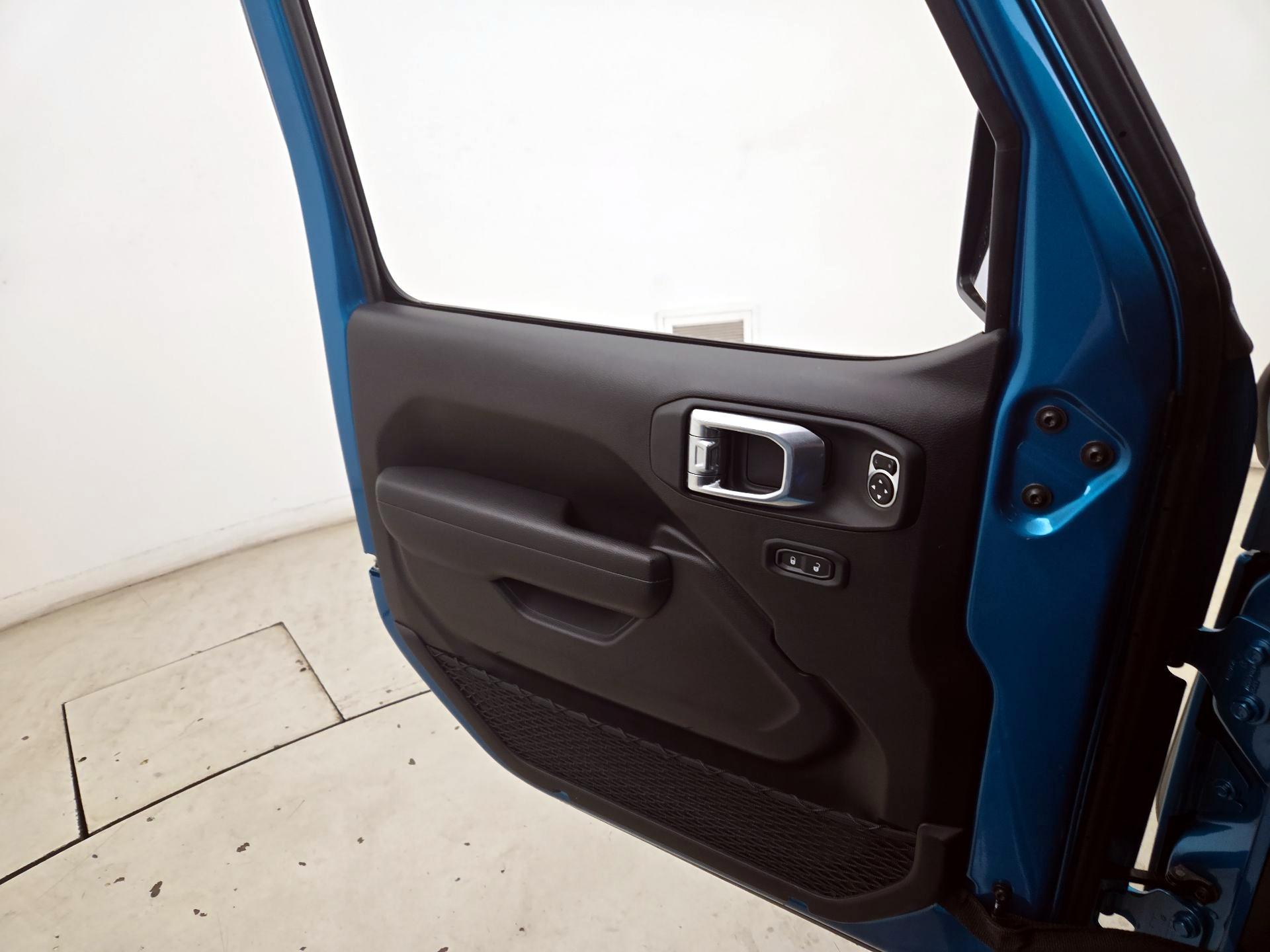 Thumbnail: 2024 Jeep Wrangler - 12