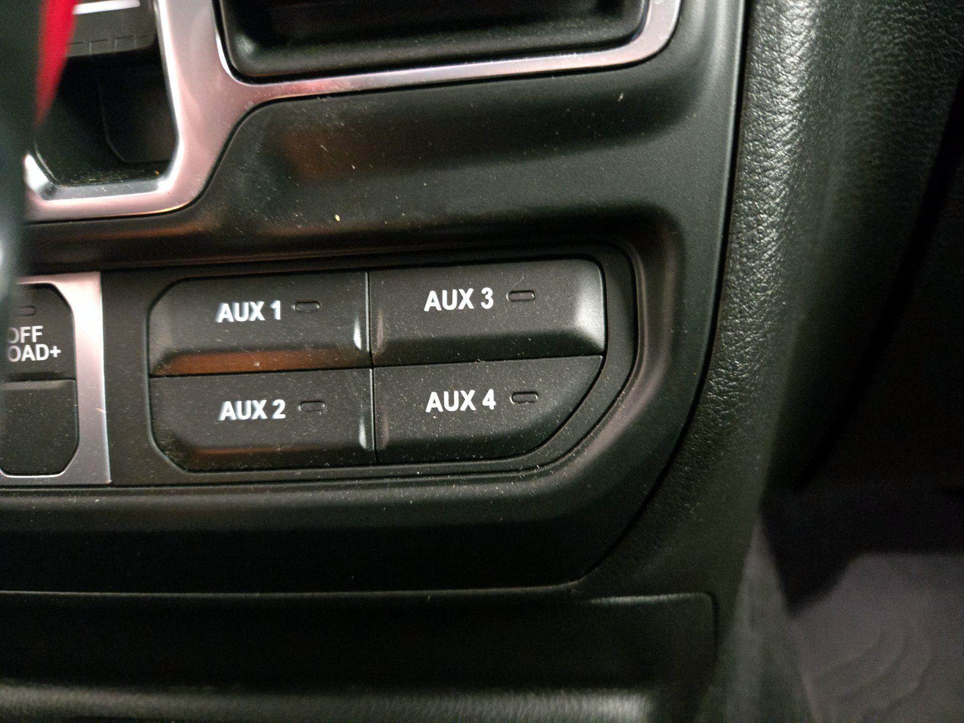 Thumbnail: 2024 Jeep Wrangler - 18