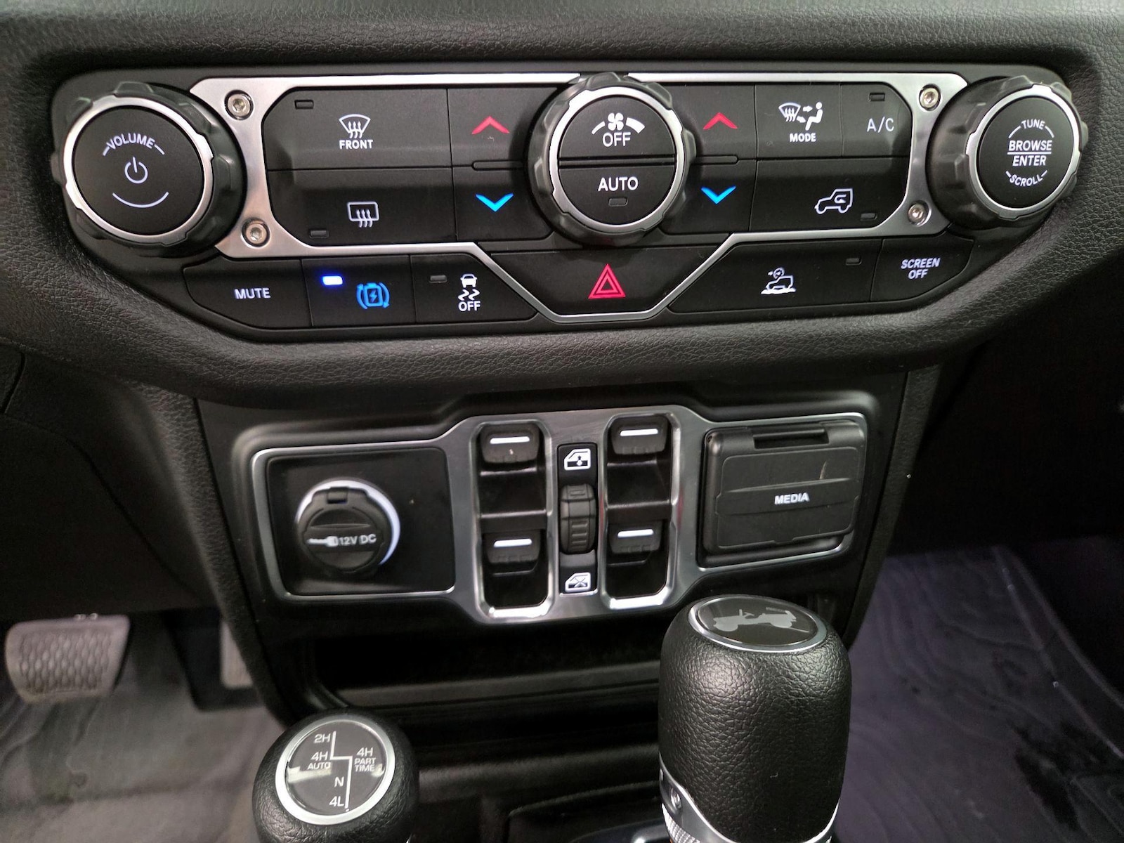 2024 Jeep Wrangler 4xe Sports S 4XE - Photo 17