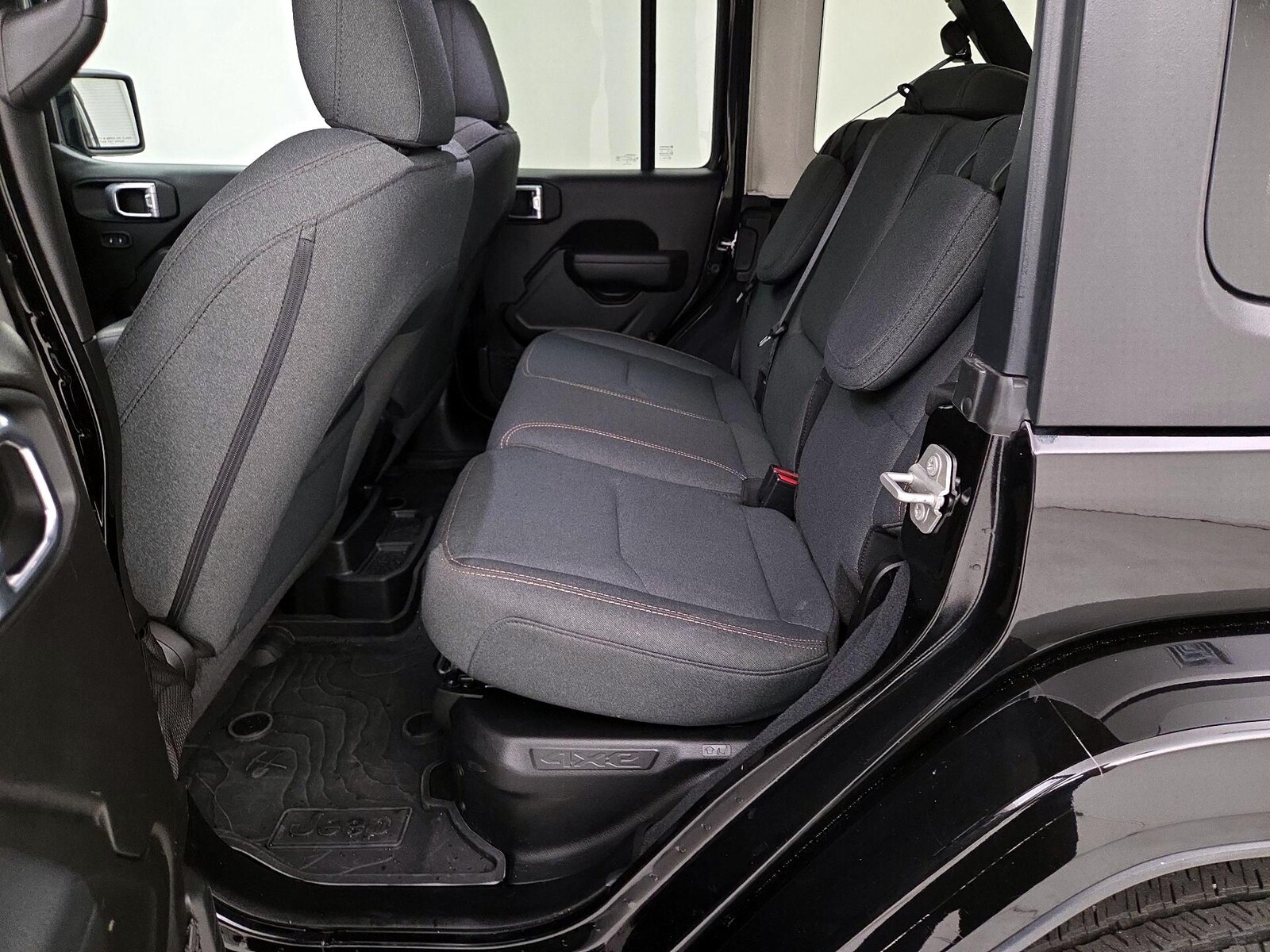 2024 Jeep Wrangler 4xe Sports S 4XE - Photo 19