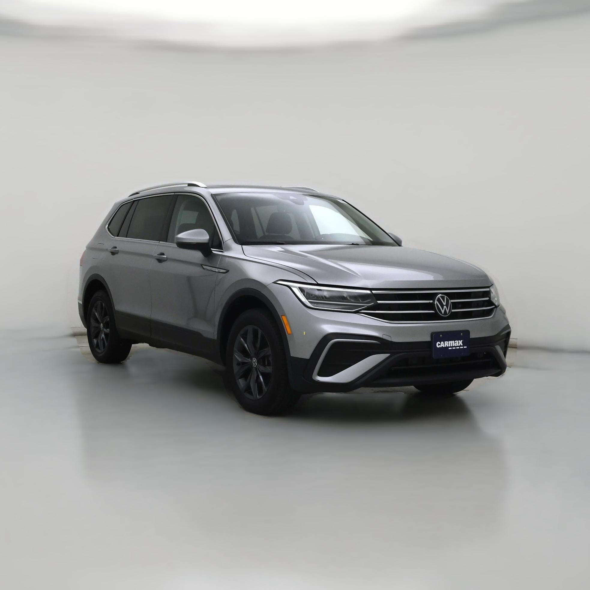 Thumbnail: 2023 Volkswagen Tiguan - 1