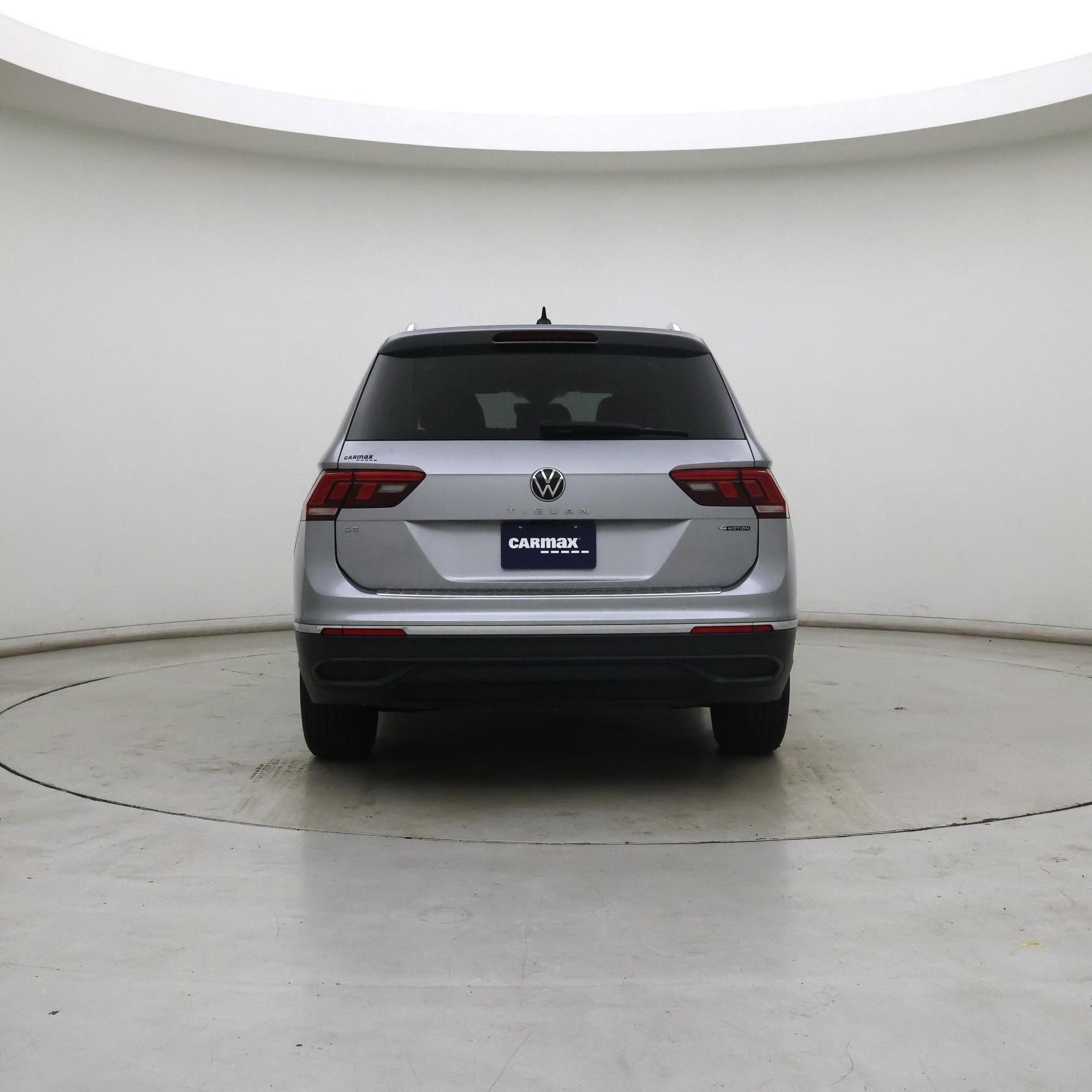 Thumbnail: 2023 Volkswagen Tiguan - 6