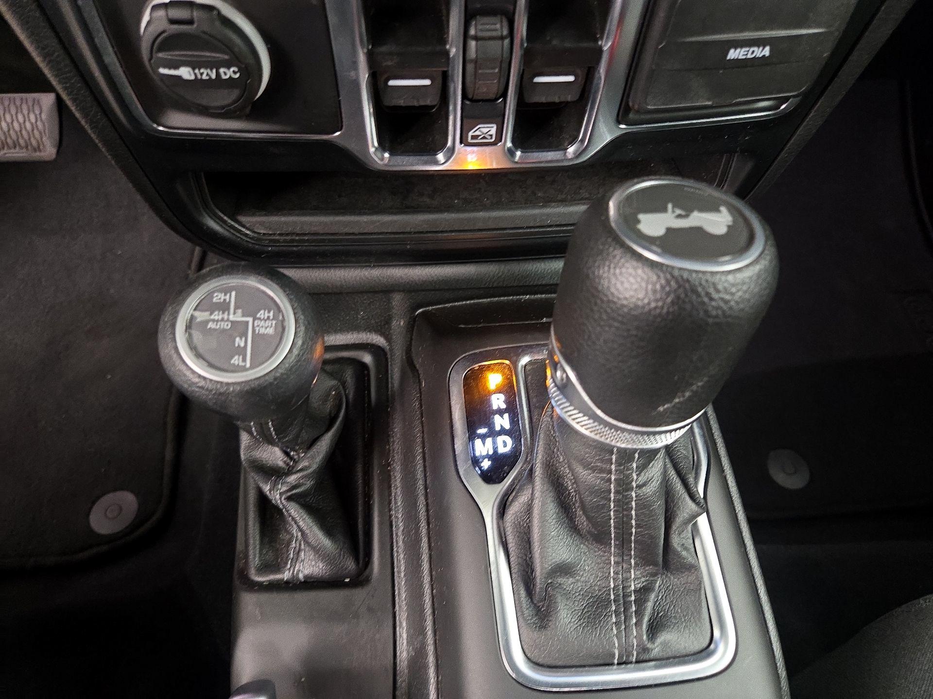 Thumbnail: 2024 Jeep Wrangler - 17