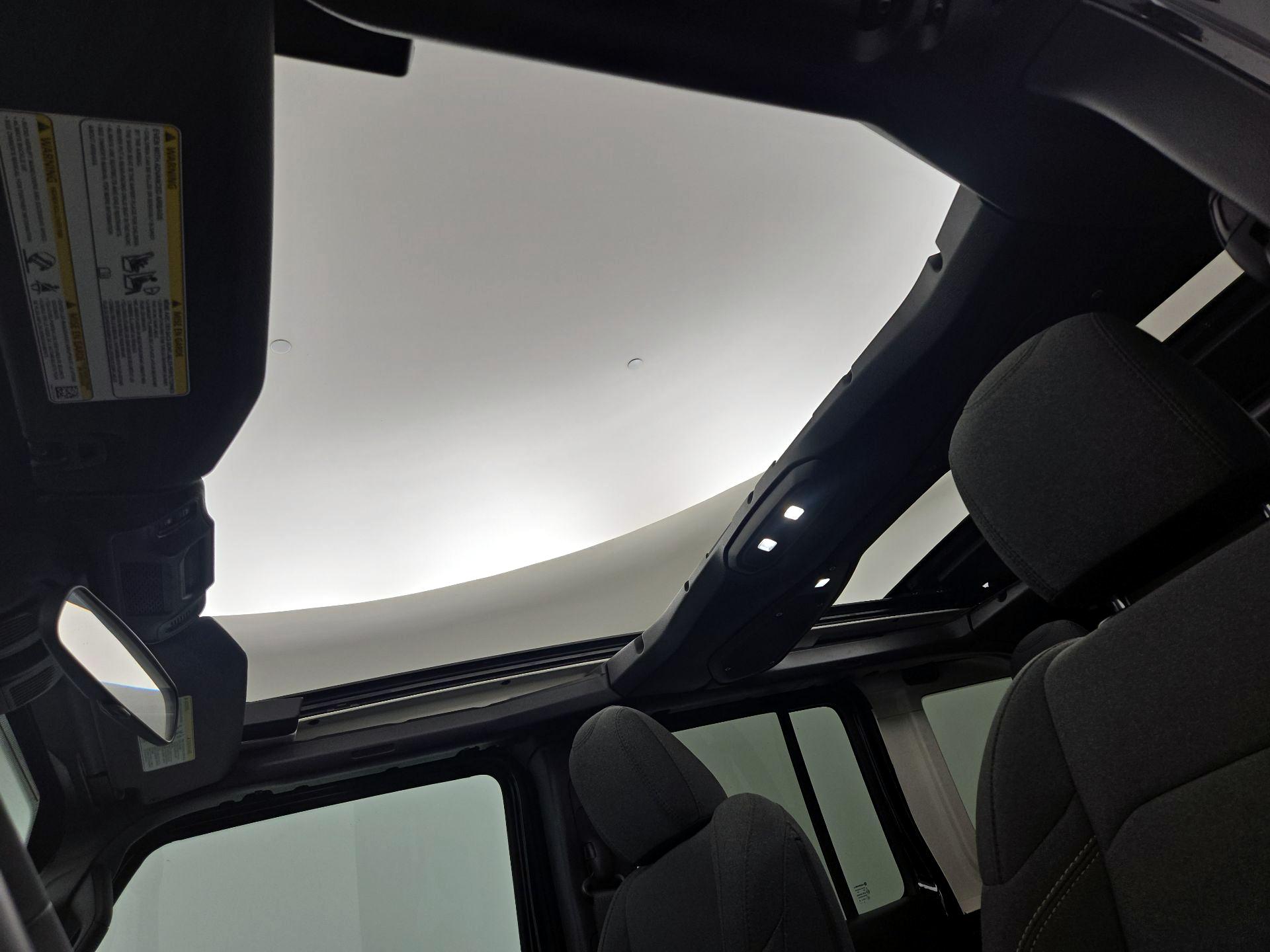 Thumbnail: 2024 Jeep Wrangler - 19