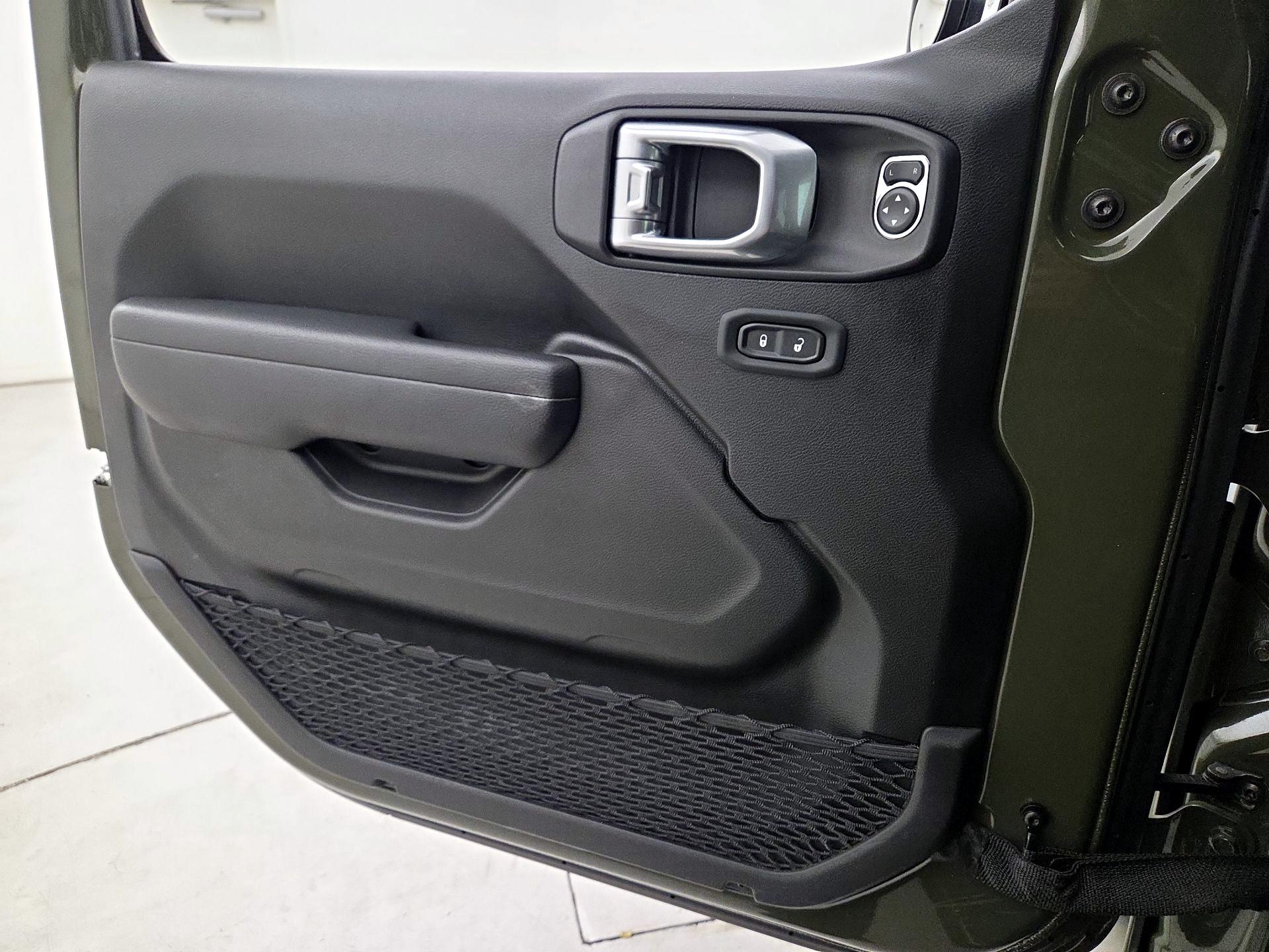 Thumbnail: 2024 Jeep Wrangler - 12