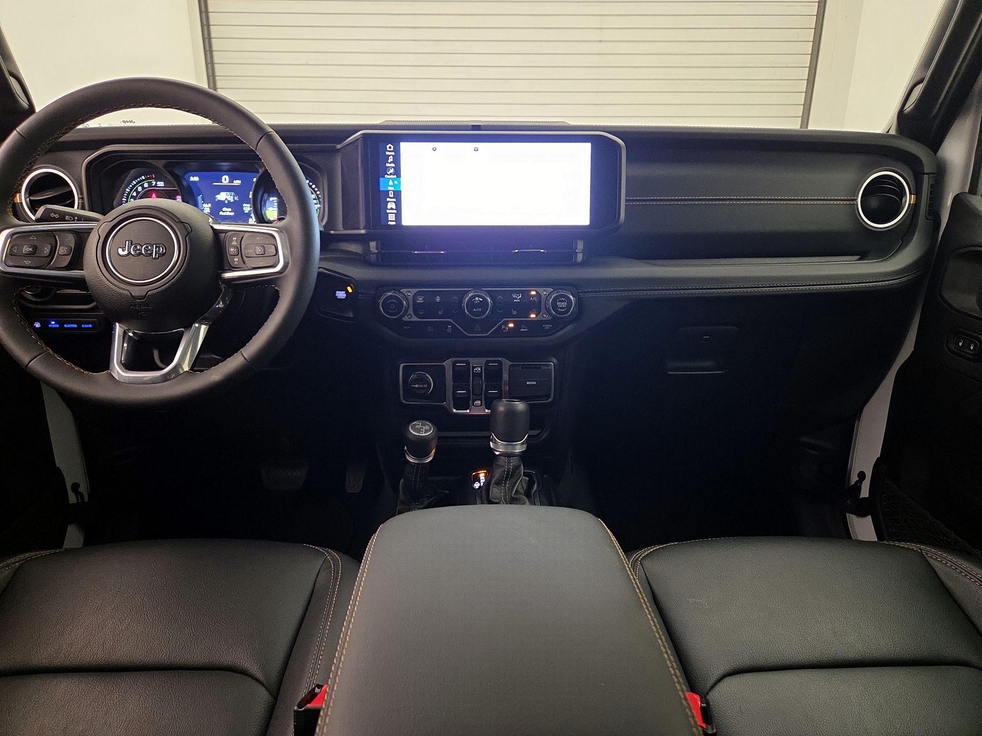 Thumbnail: 2024 Jeep Wrangler - 9