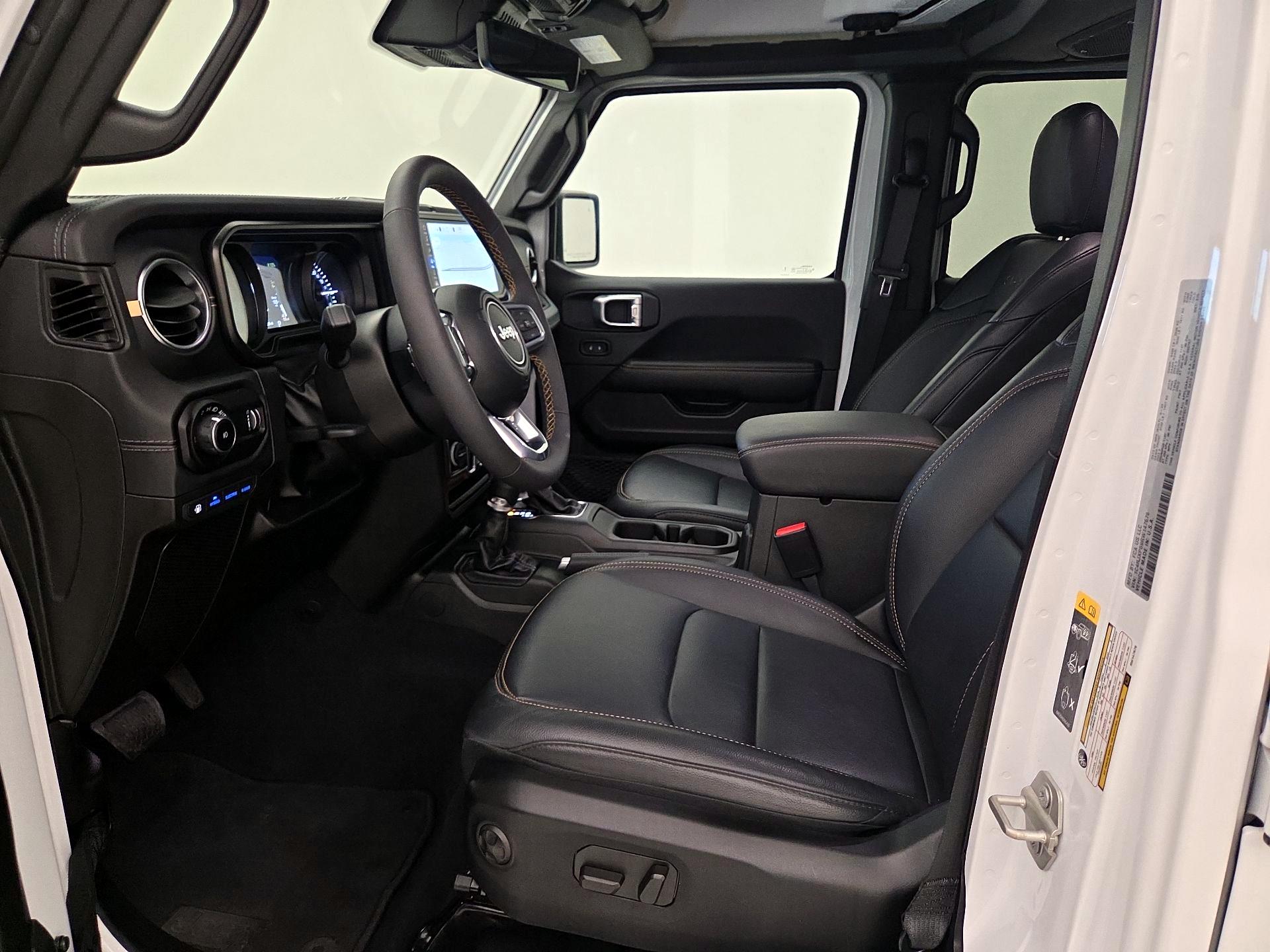 Thumbnail: 2024 Jeep Wrangler - 11