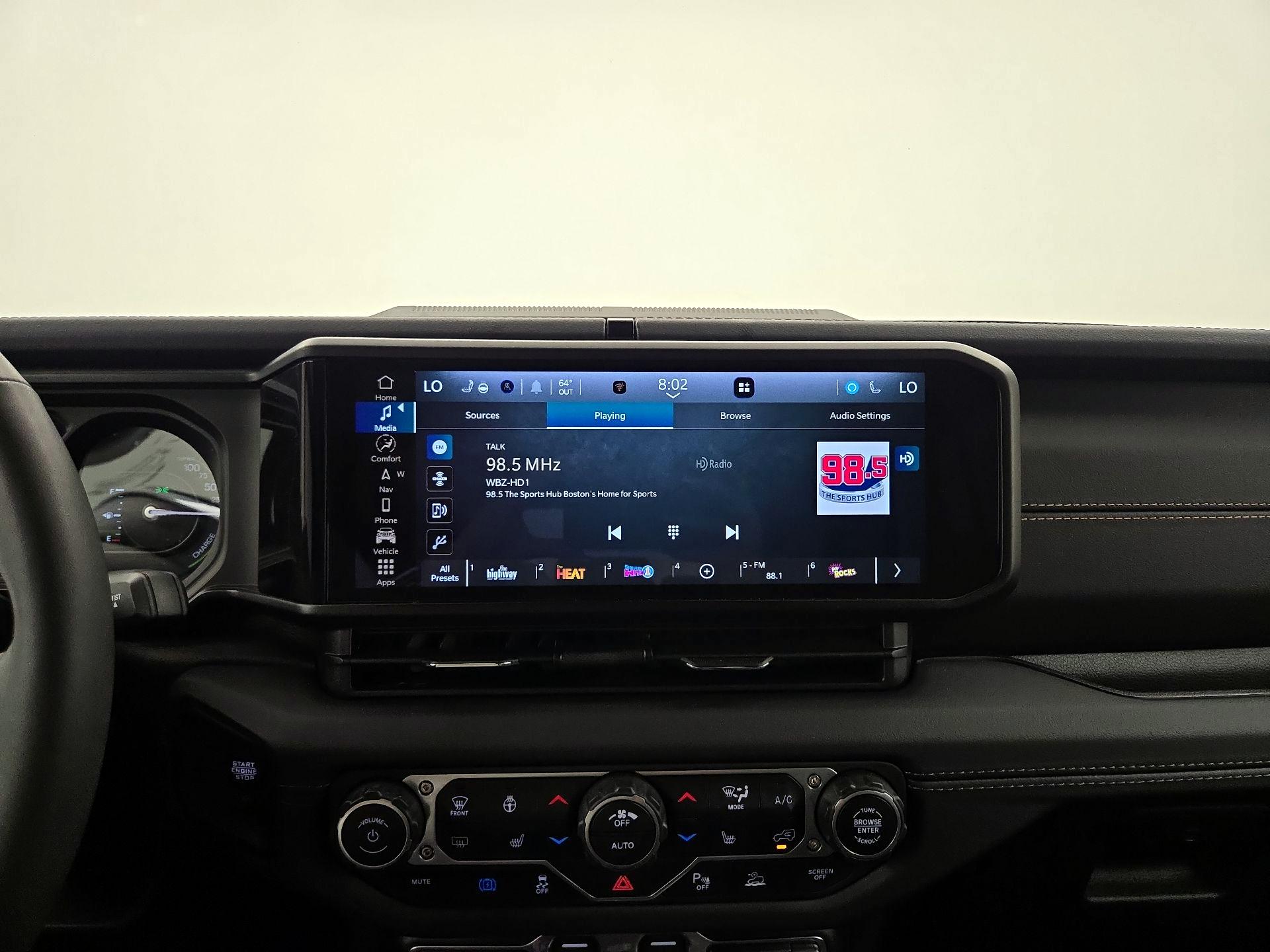 Thumbnail: 2024 Jeep Wrangler - 16