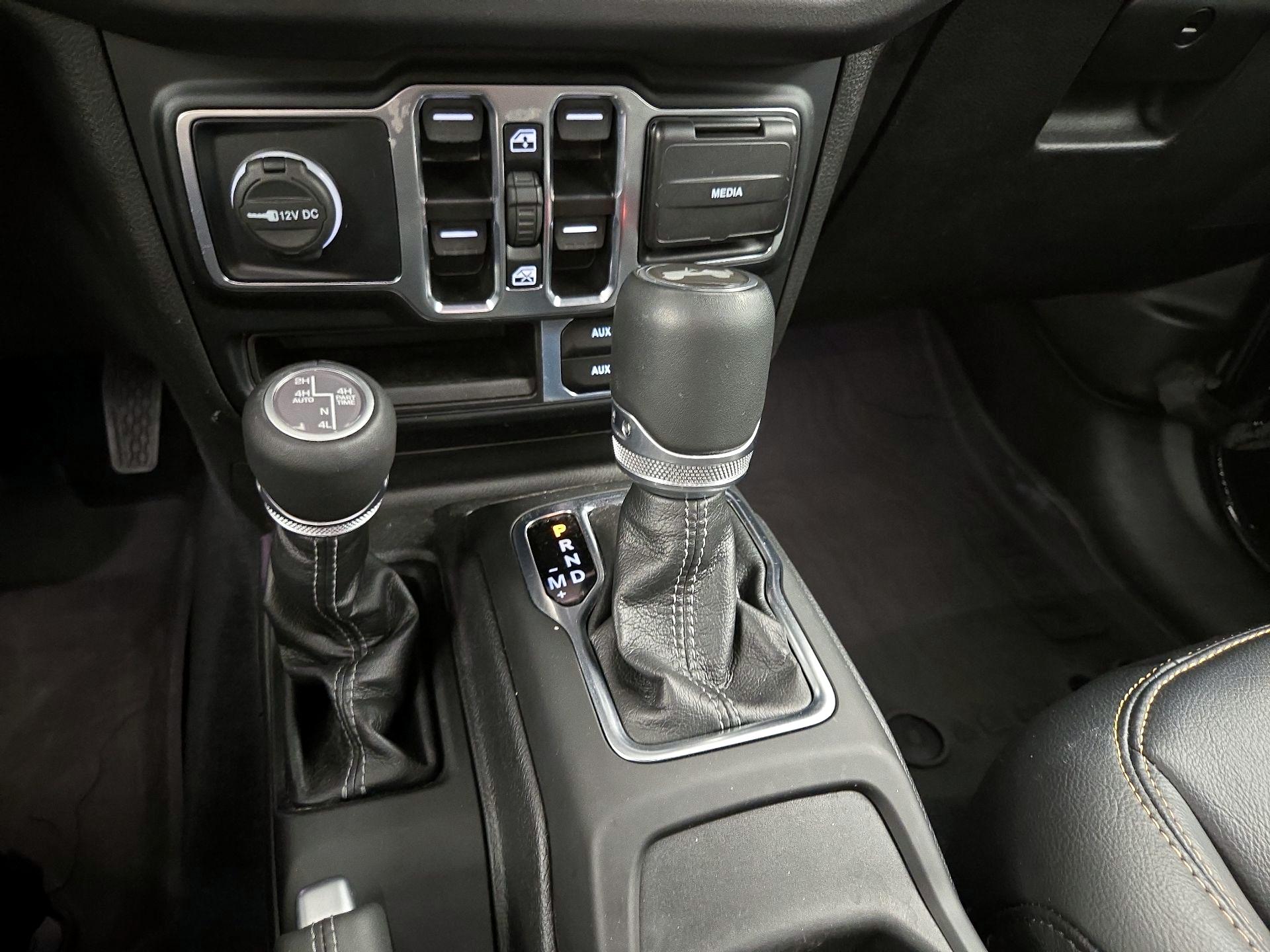 Thumbnail: 2024 Jeep Wrangler - 18