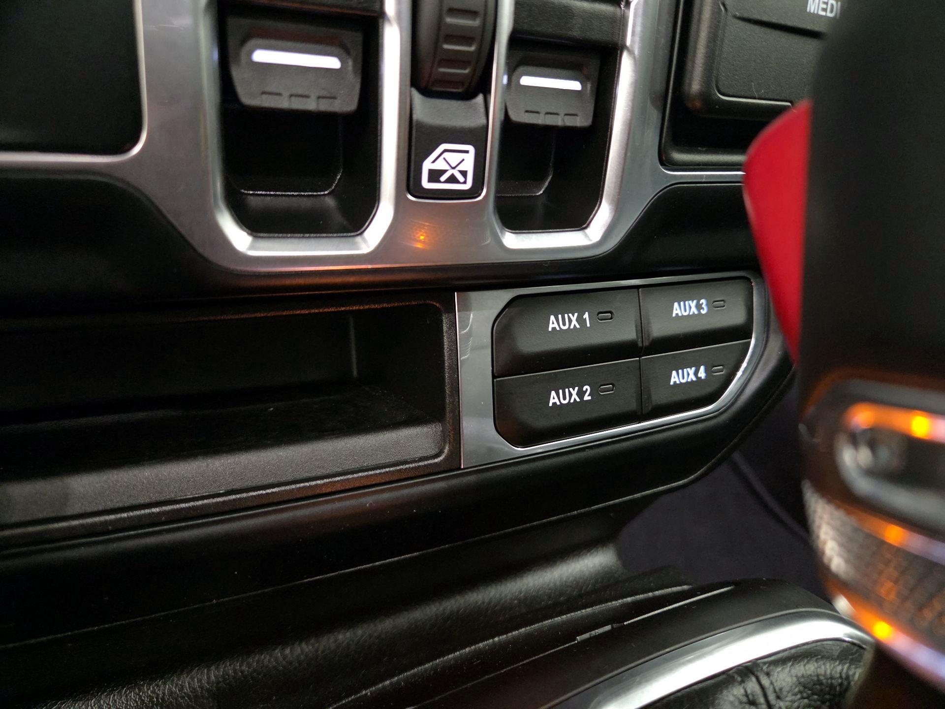 Thumbnail: 2024 Jeep Wrangler - 17