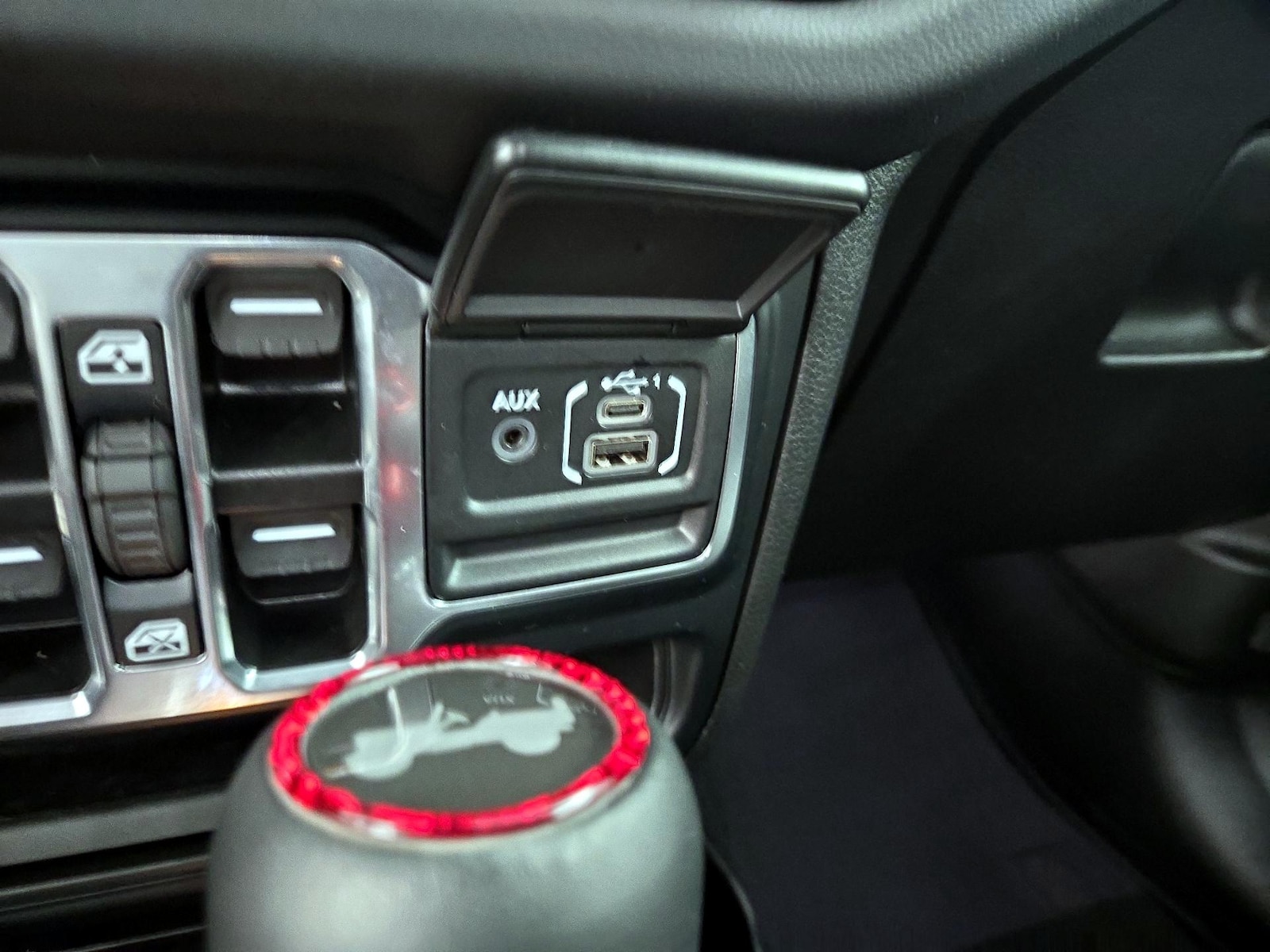2024 Jeep Wrangler 4xe Sahara 4XE - Photo 20