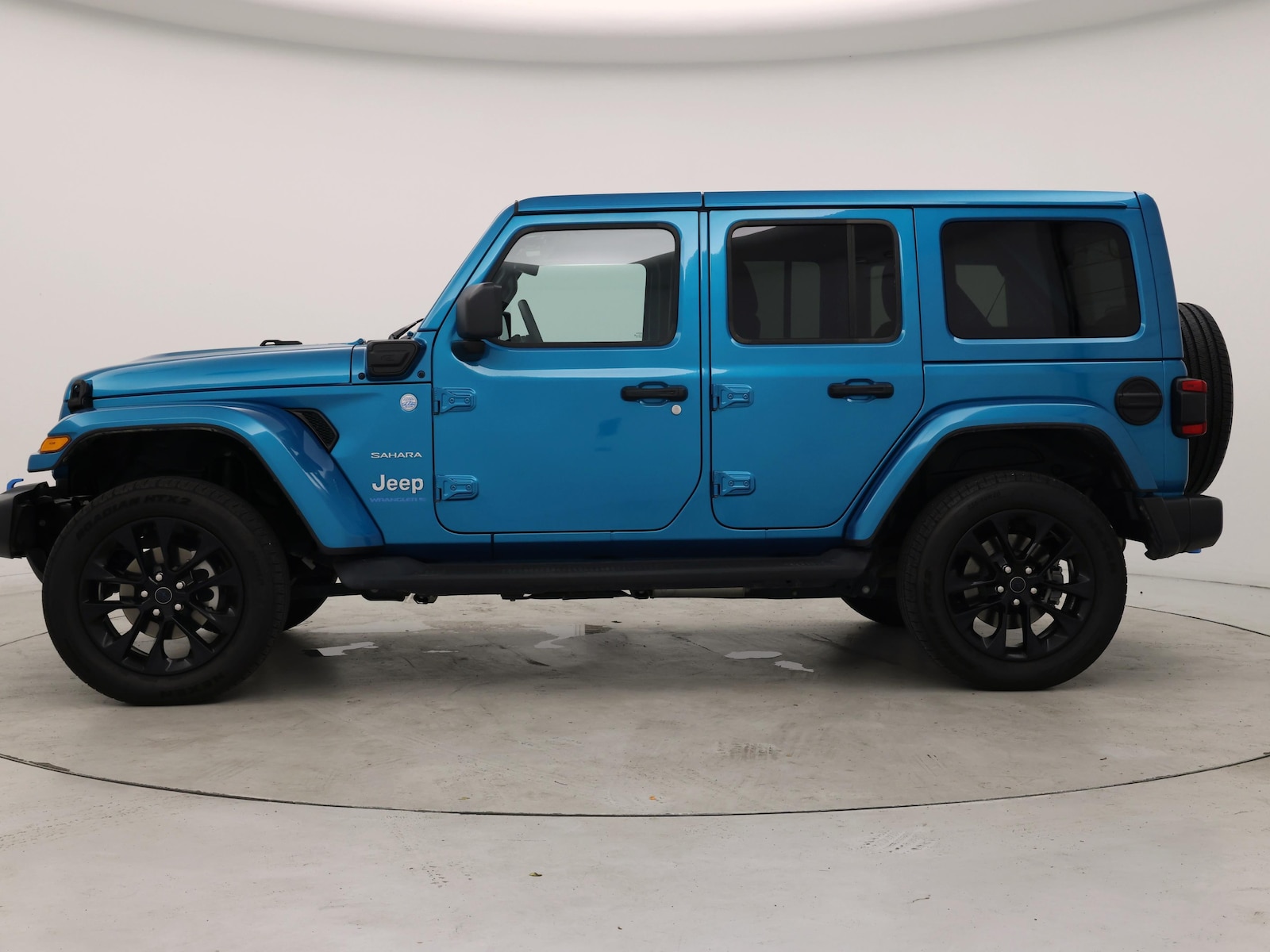 2024 Jeep Wrangler 4xe Sahara 4XE - Photo 4