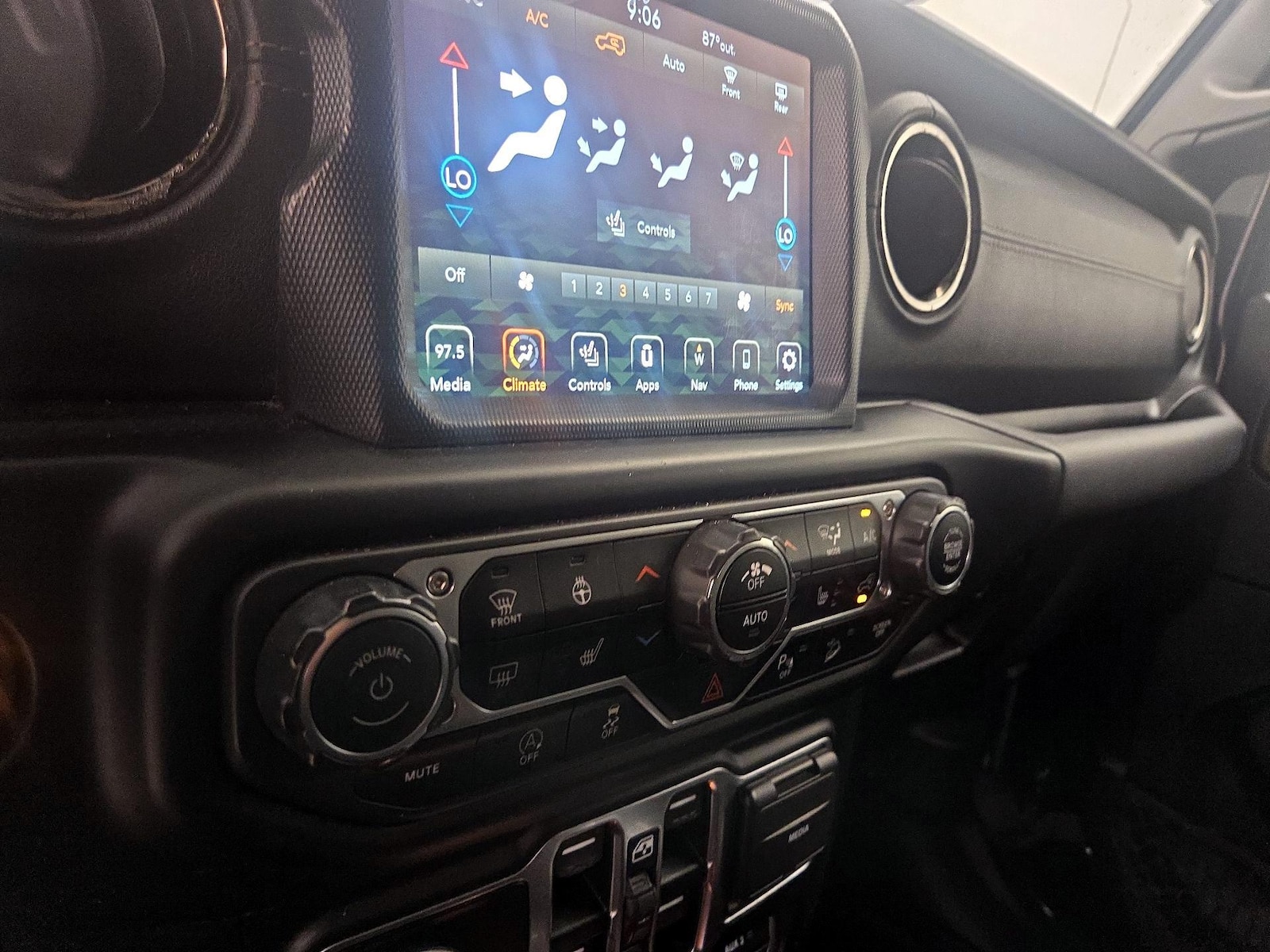 2021 Jeep Wrangler Unlimited High Altitude - Photo 18