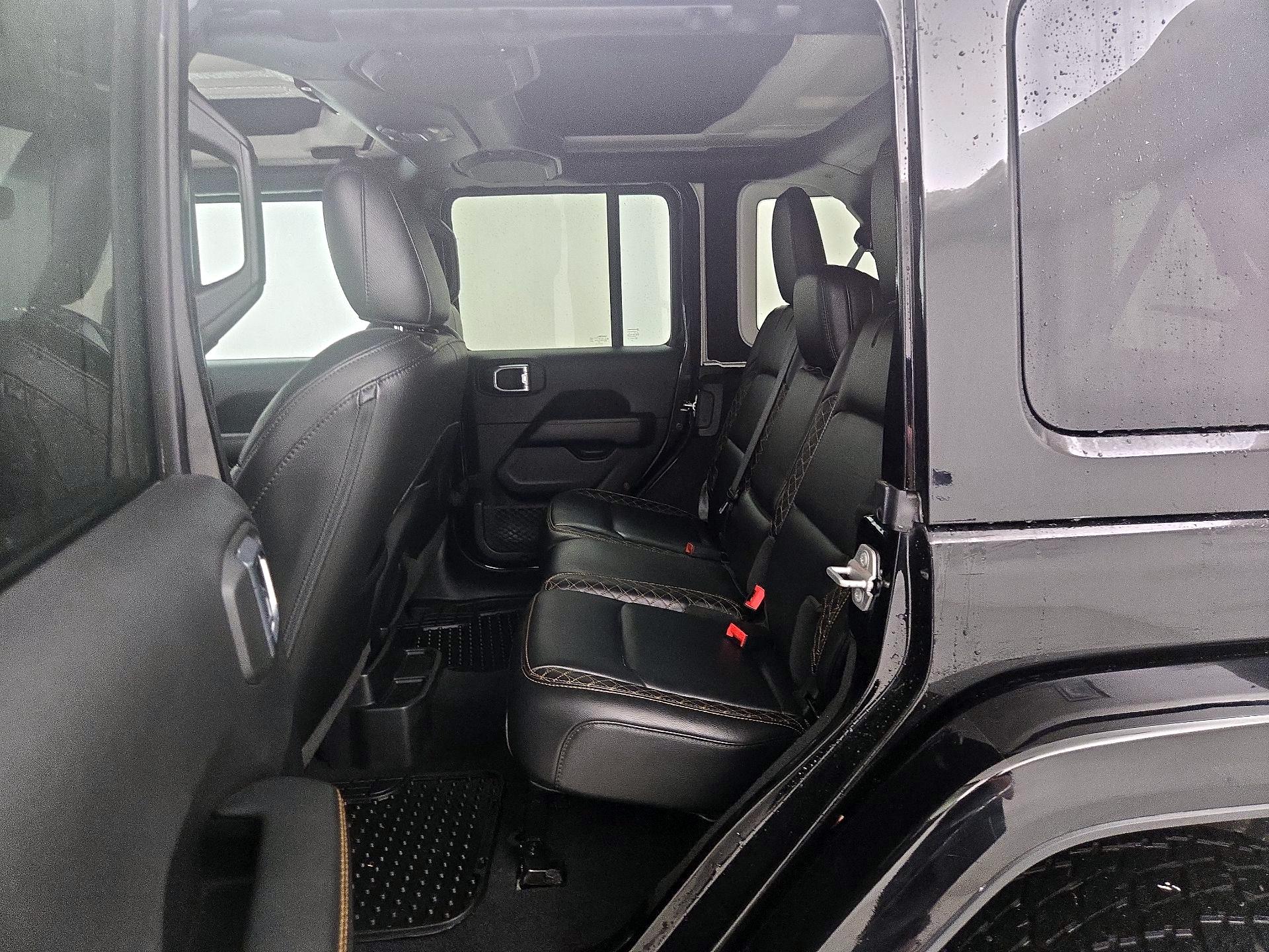 Thumbnail: 2021 Jeep Wrangler - 20