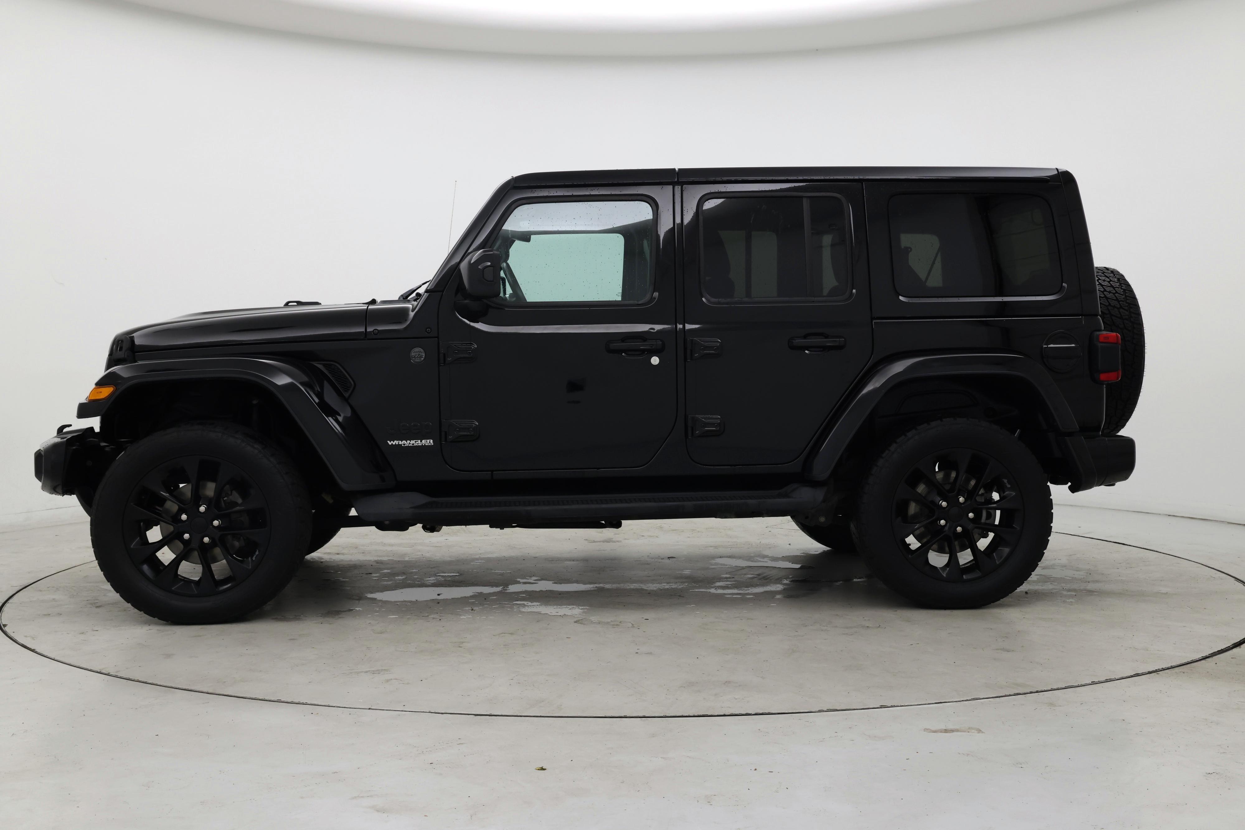 Thumbnail: 2021 Jeep Wrangler - 3
