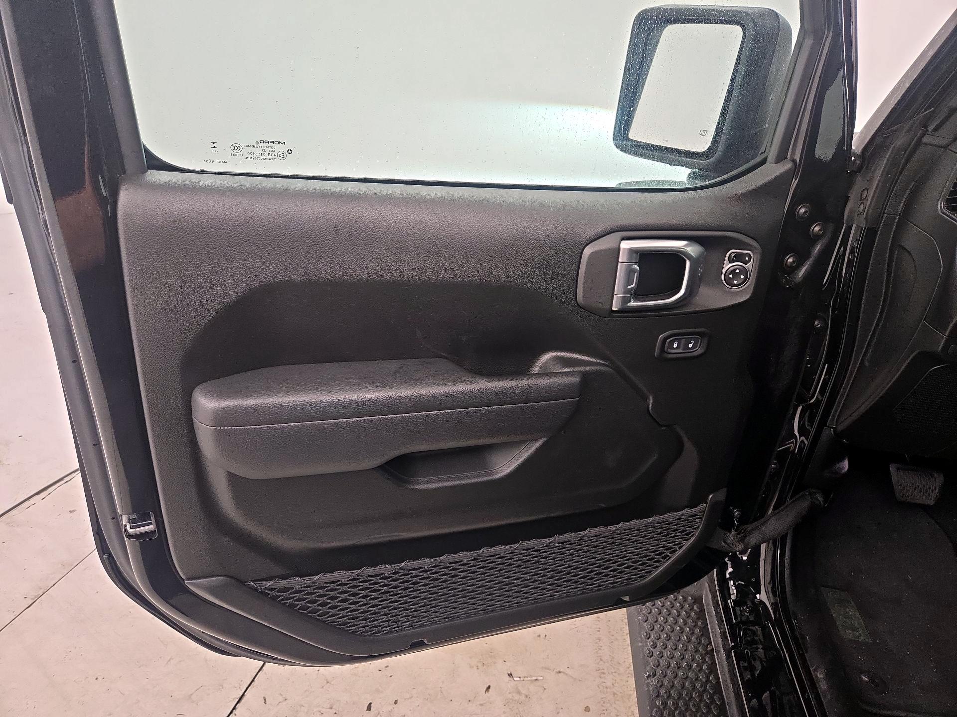 Thumbnail: 2024 Jeep Wrangler - 12