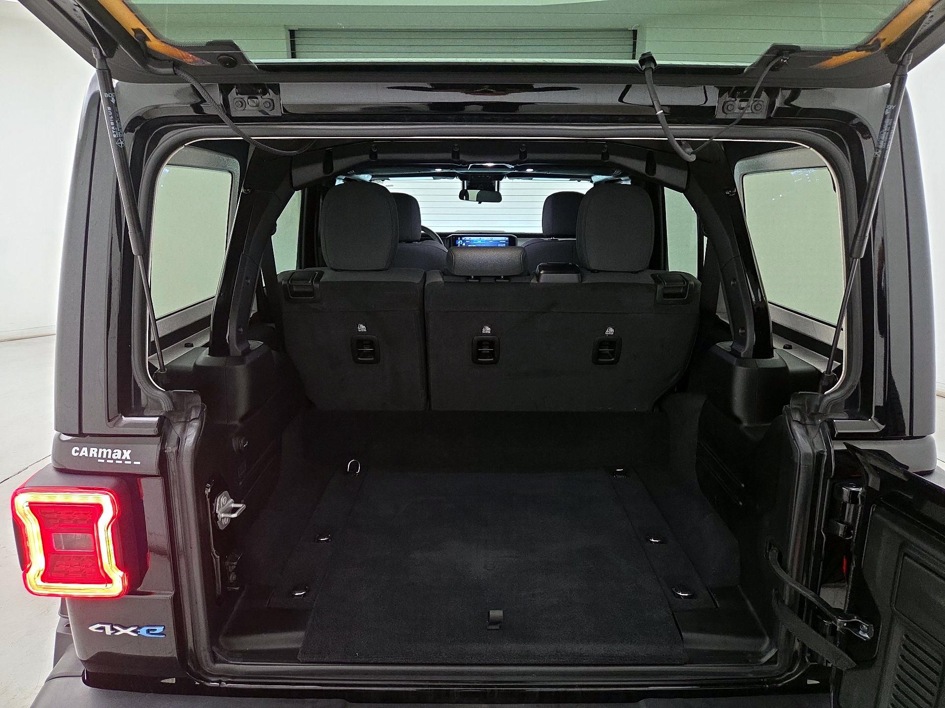 Thumbnail: 2024 Jeep Wrangler - 20