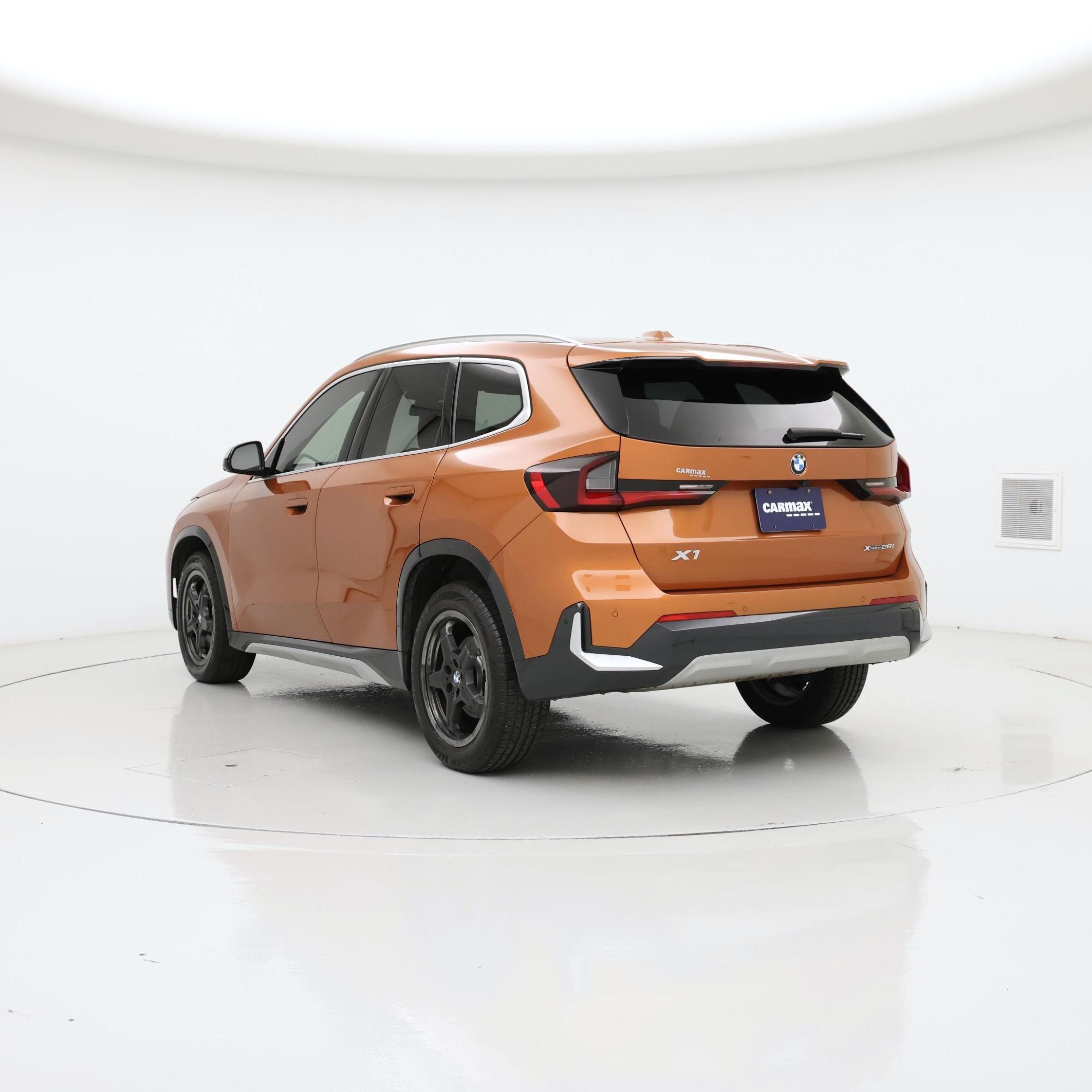Thumbnail: 2023 BMW X1 - 2