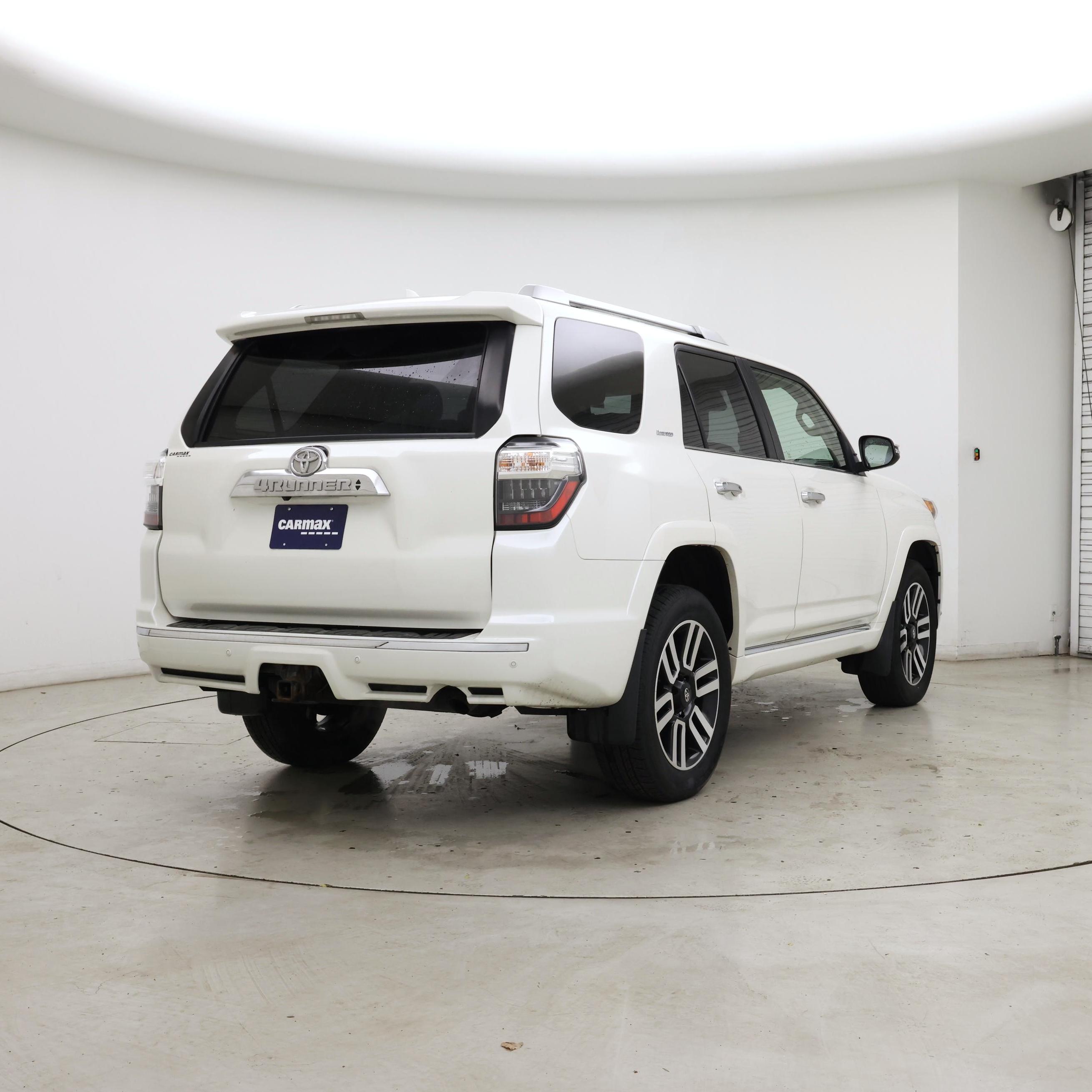 Thumbnail: 2020 Toyota 4Runner - 8