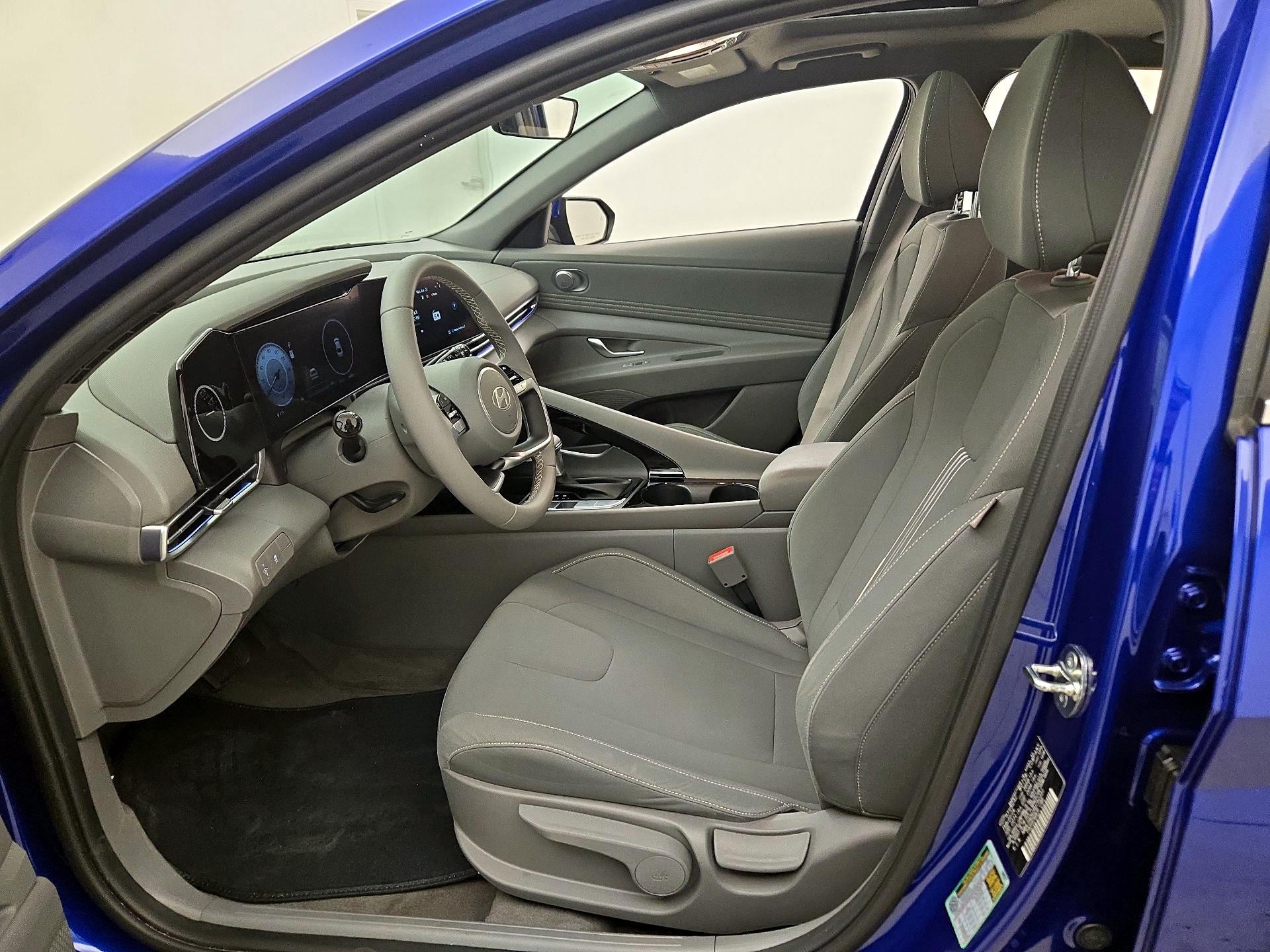 Thumbnail: 2024 Hyundai Elantra - 11