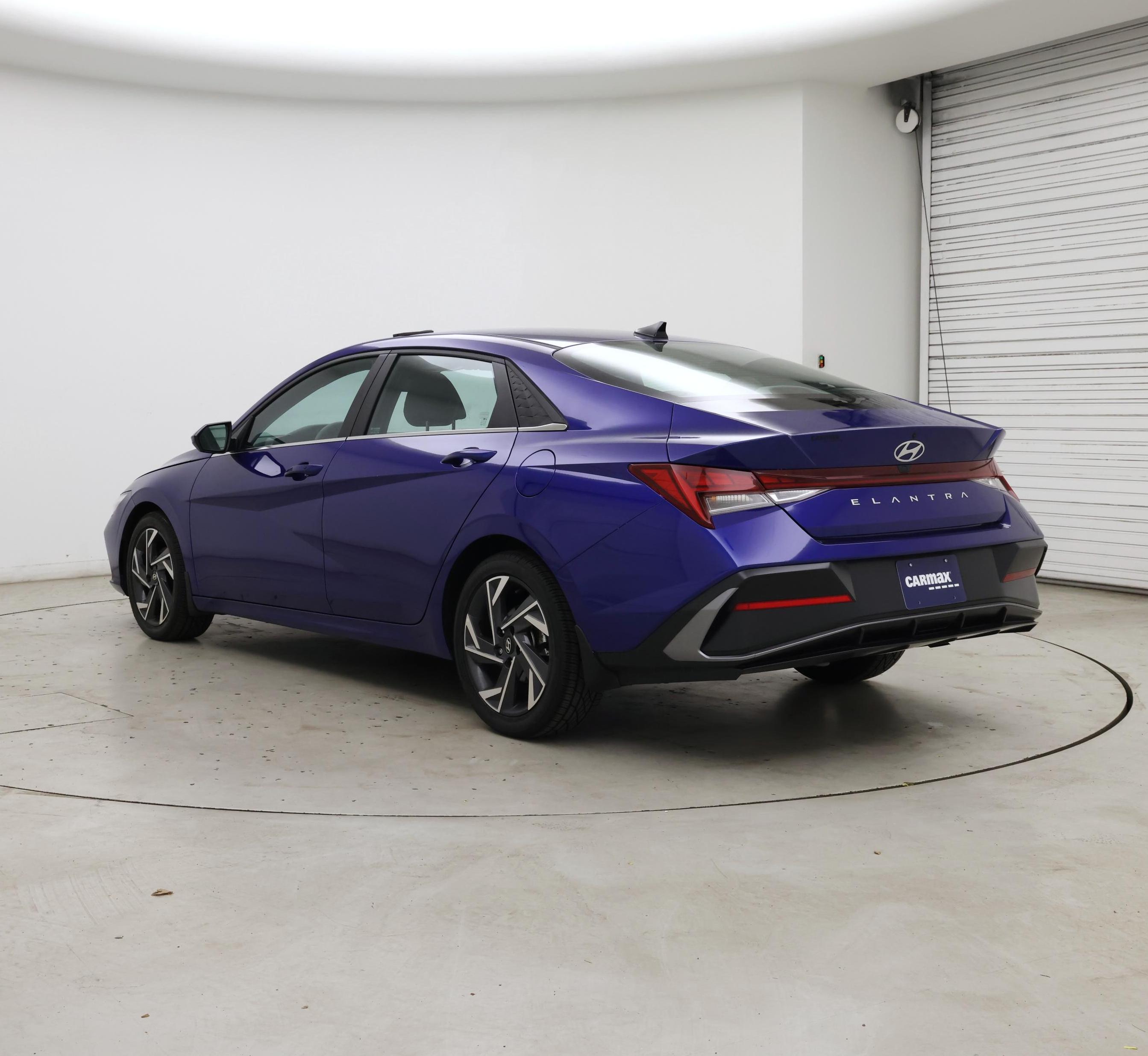 Thumbnail: 2024 Hyundai Elantra - 2