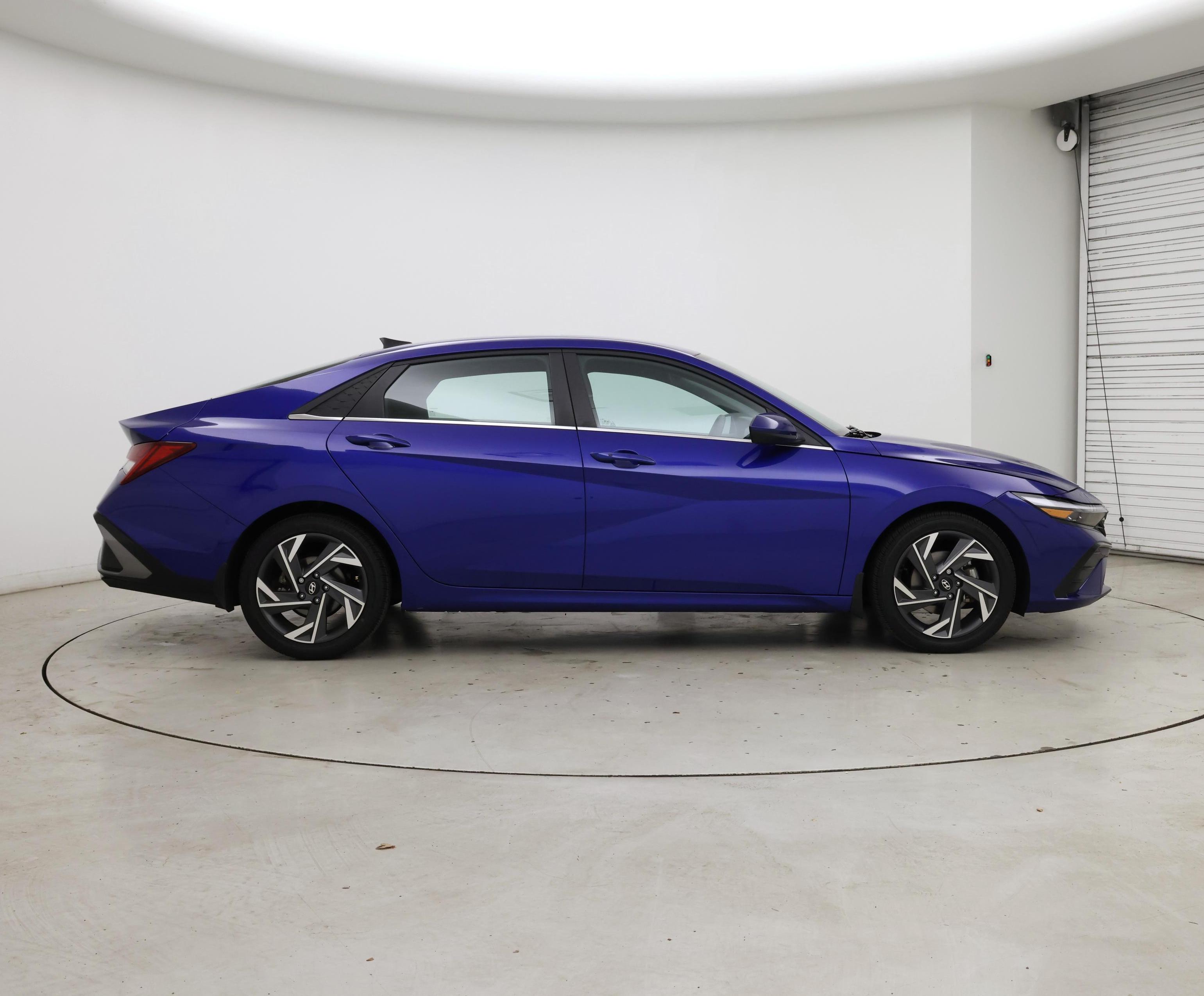 Thumbnail: 2024 Hyundai Elantra - 7