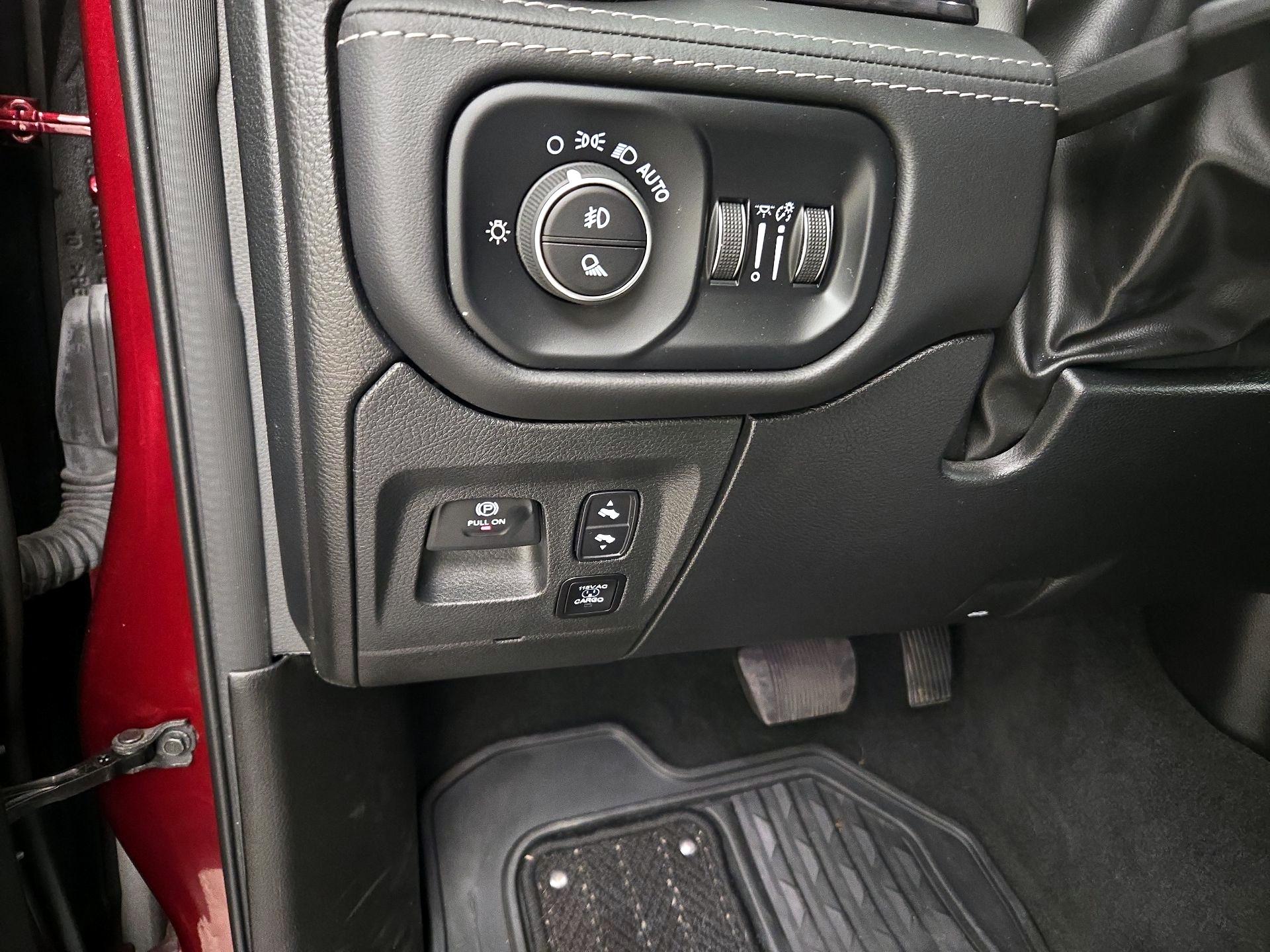 Thumbnail: 2024 RAM 1500 - 13