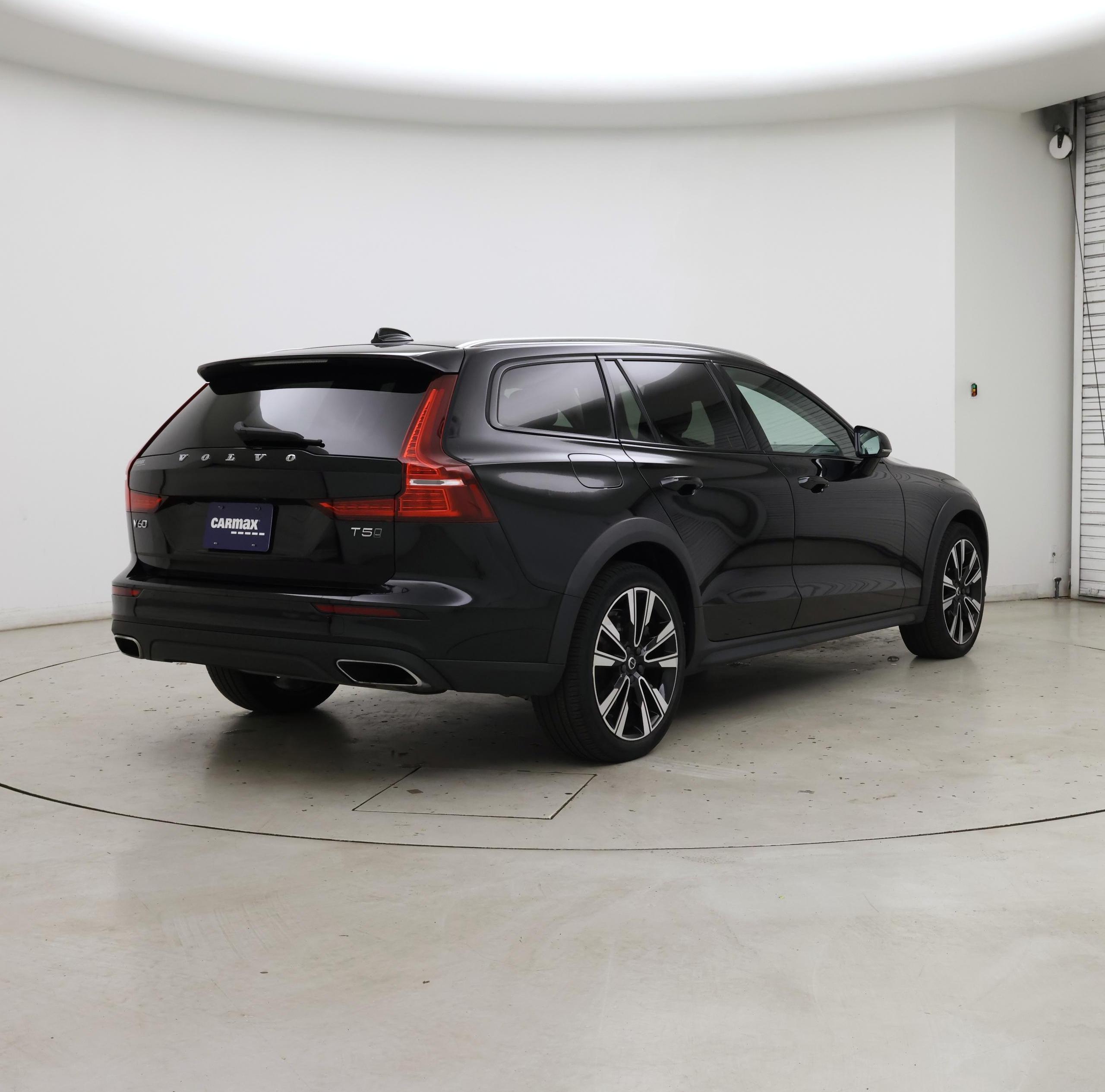 Thumbnail: 2020 Volvo S60 - 8