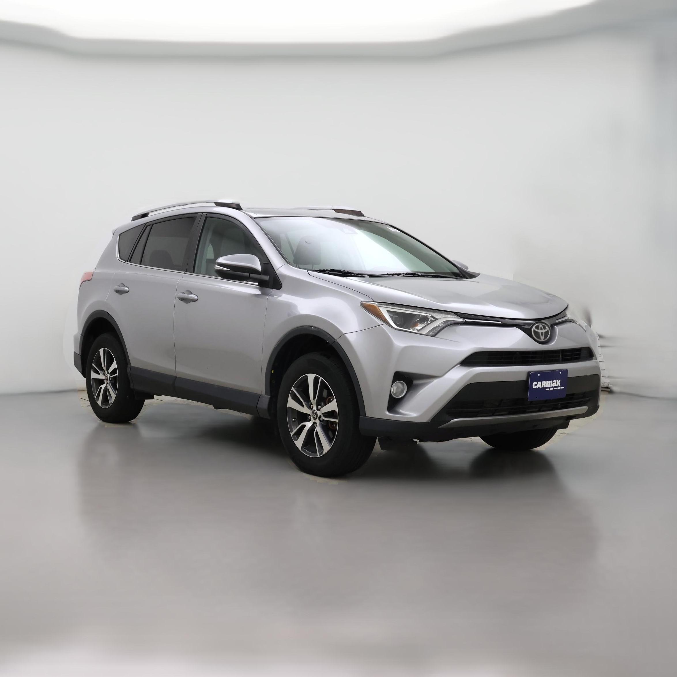 Thumbnail: 2017 Toyota RAV4 - 1