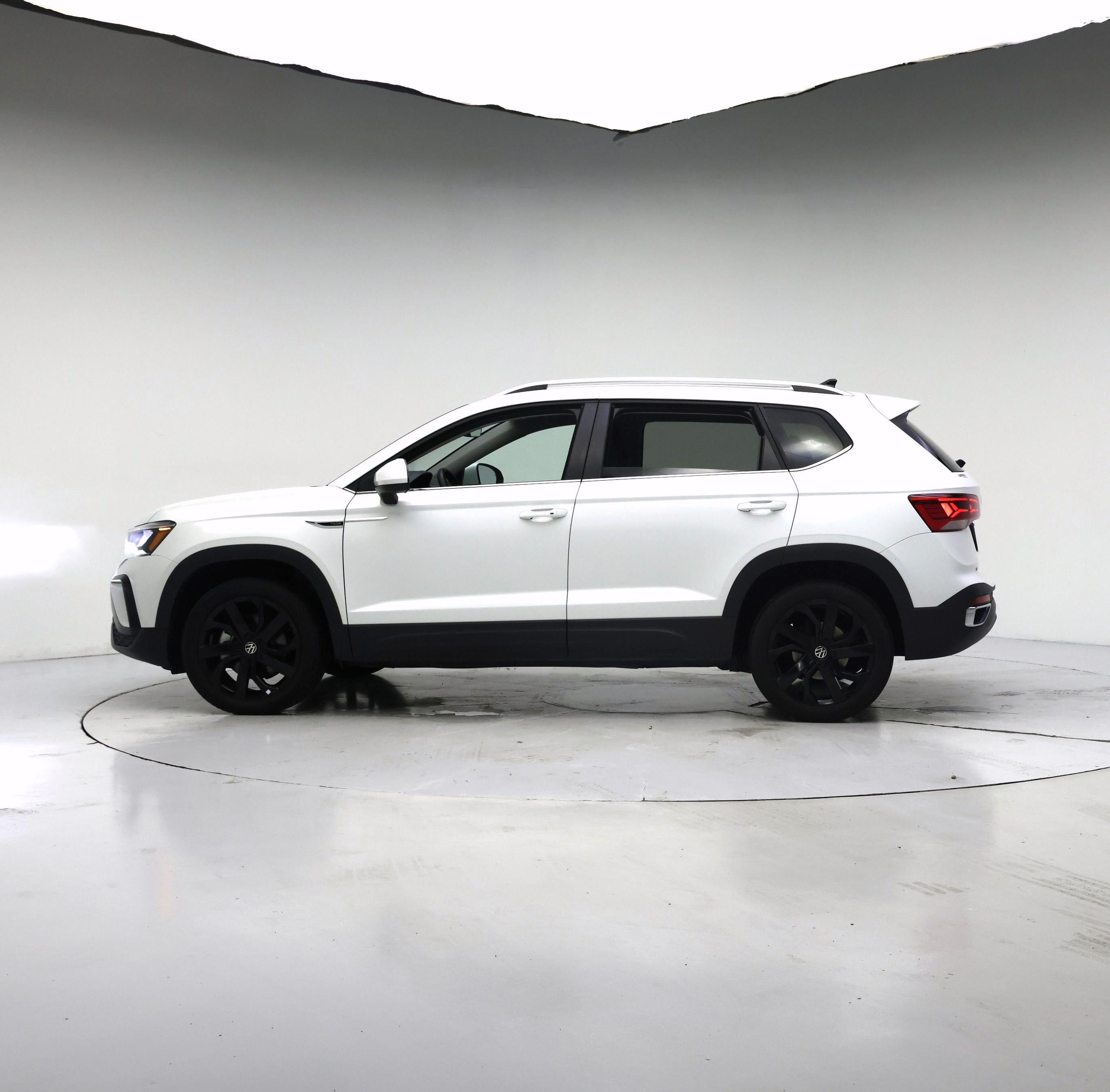 Thumbnail: 2024 Volkswagen Taos - 3
