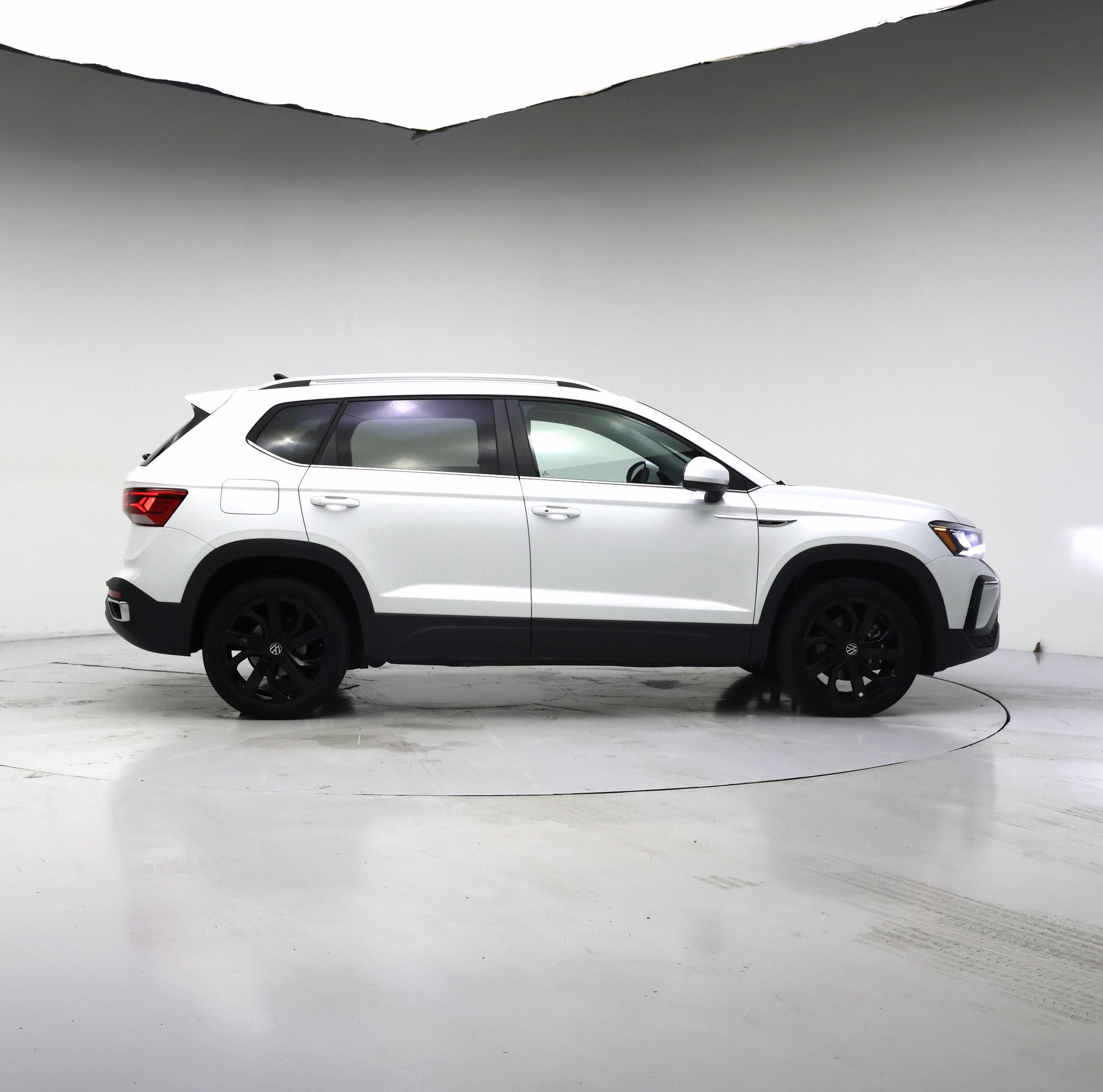 Thumbnail: 2024 Volkswagen Taos - 7