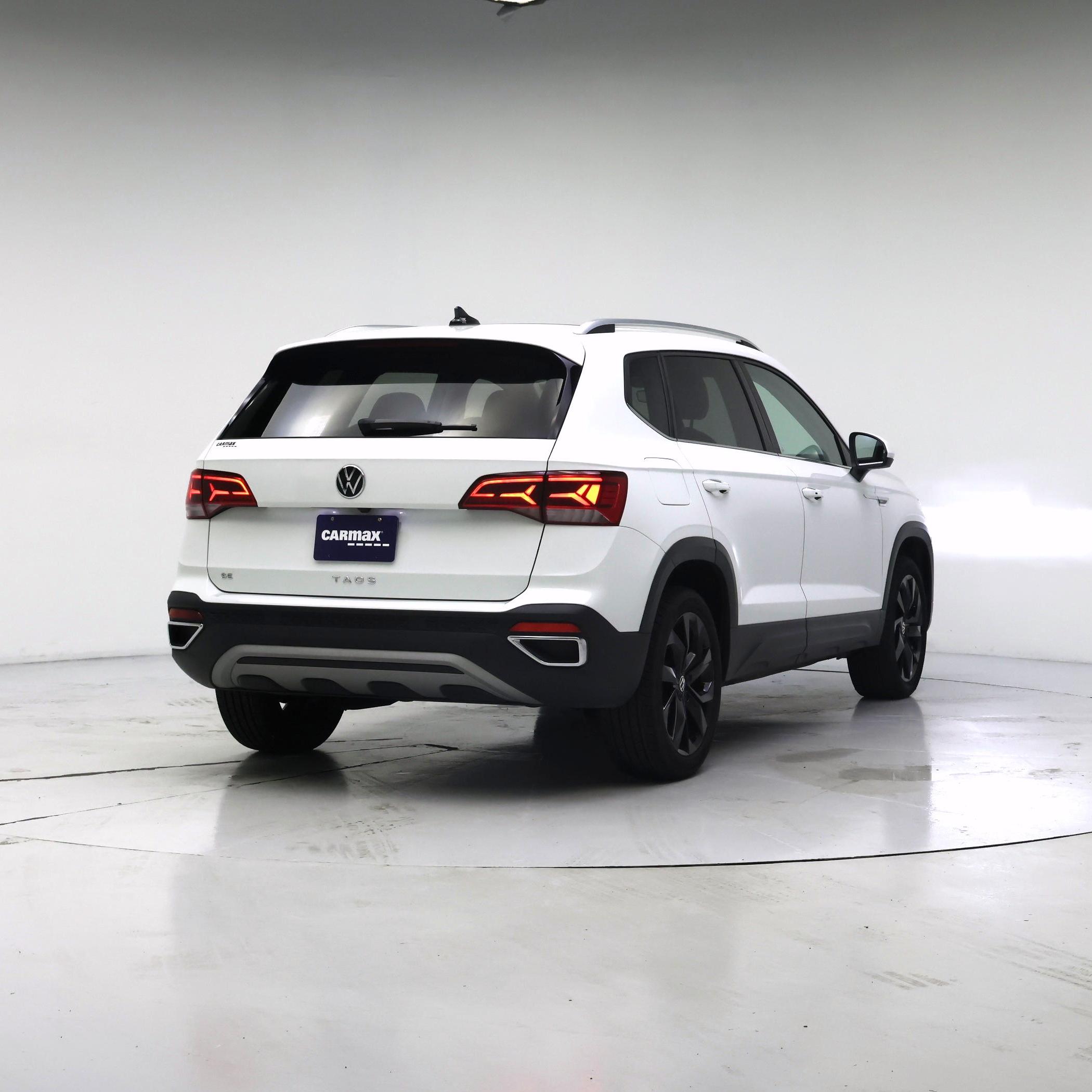 Thumbnail: 2024 Volkswagen Taos - 8