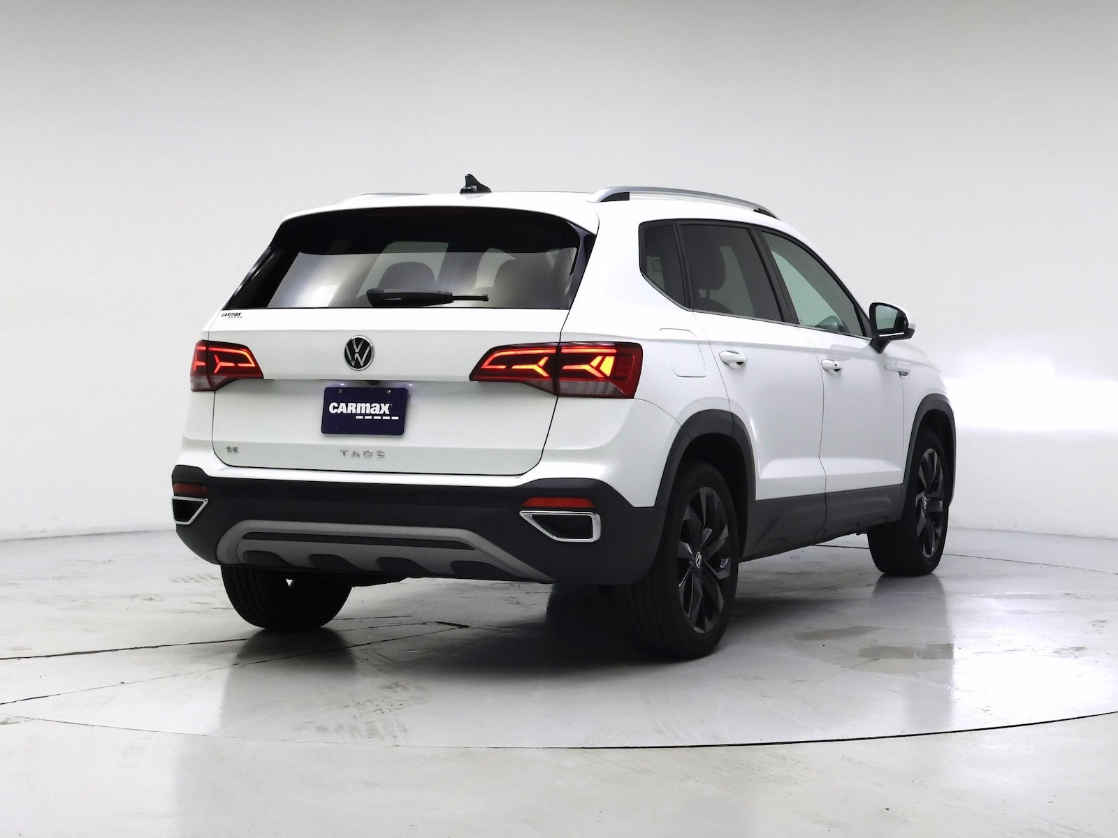 2024 Volkswagen Taos SE - Photo 9