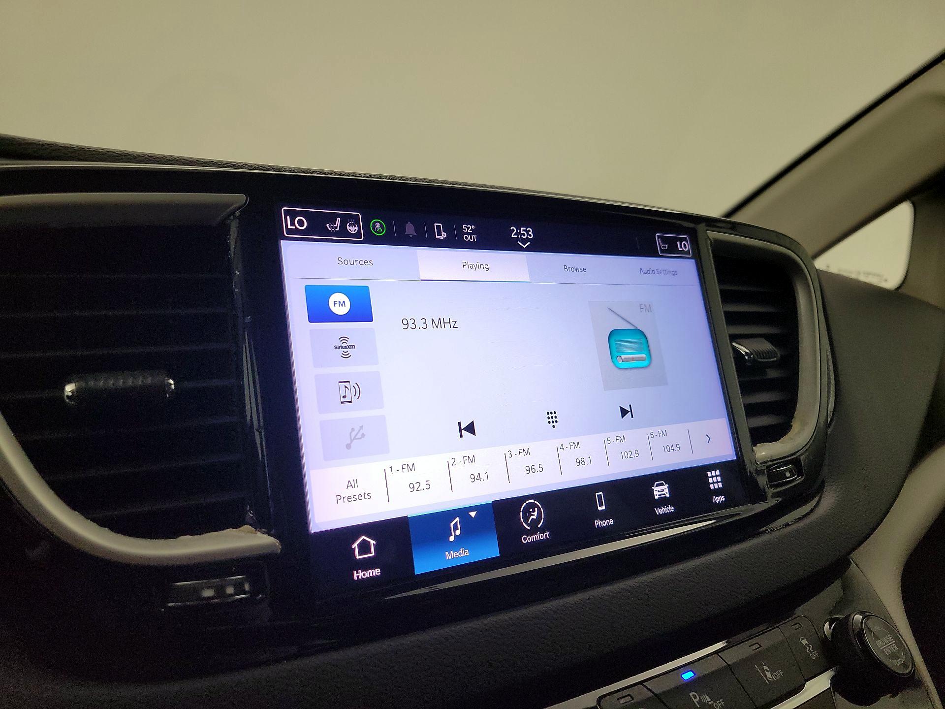 Thumbnail: 2023 Chrysler Pacifica - 15