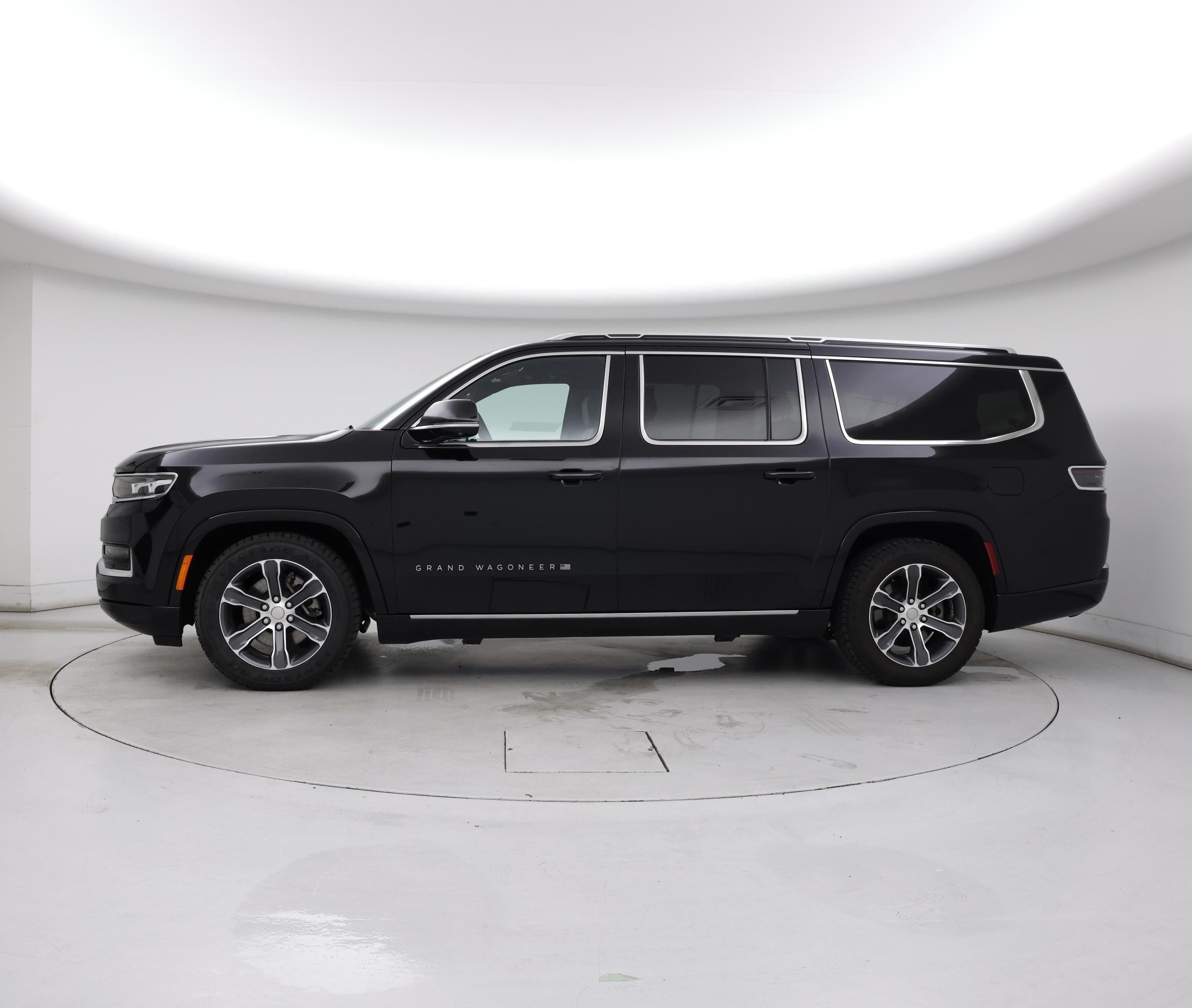 Thumbnail: 2024 Jeep Grand Wagoneer L - 3