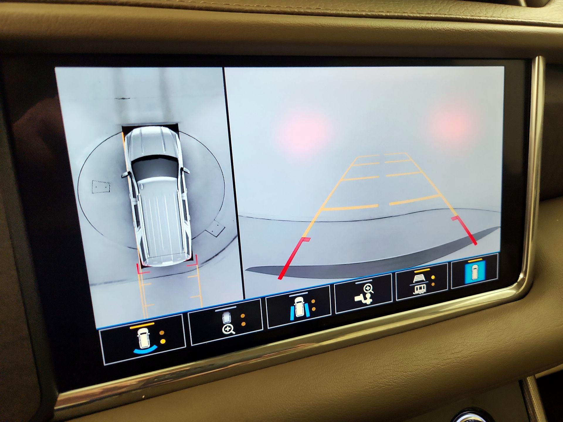 Thumbnail: 2021 GMC Yukon XL - 15