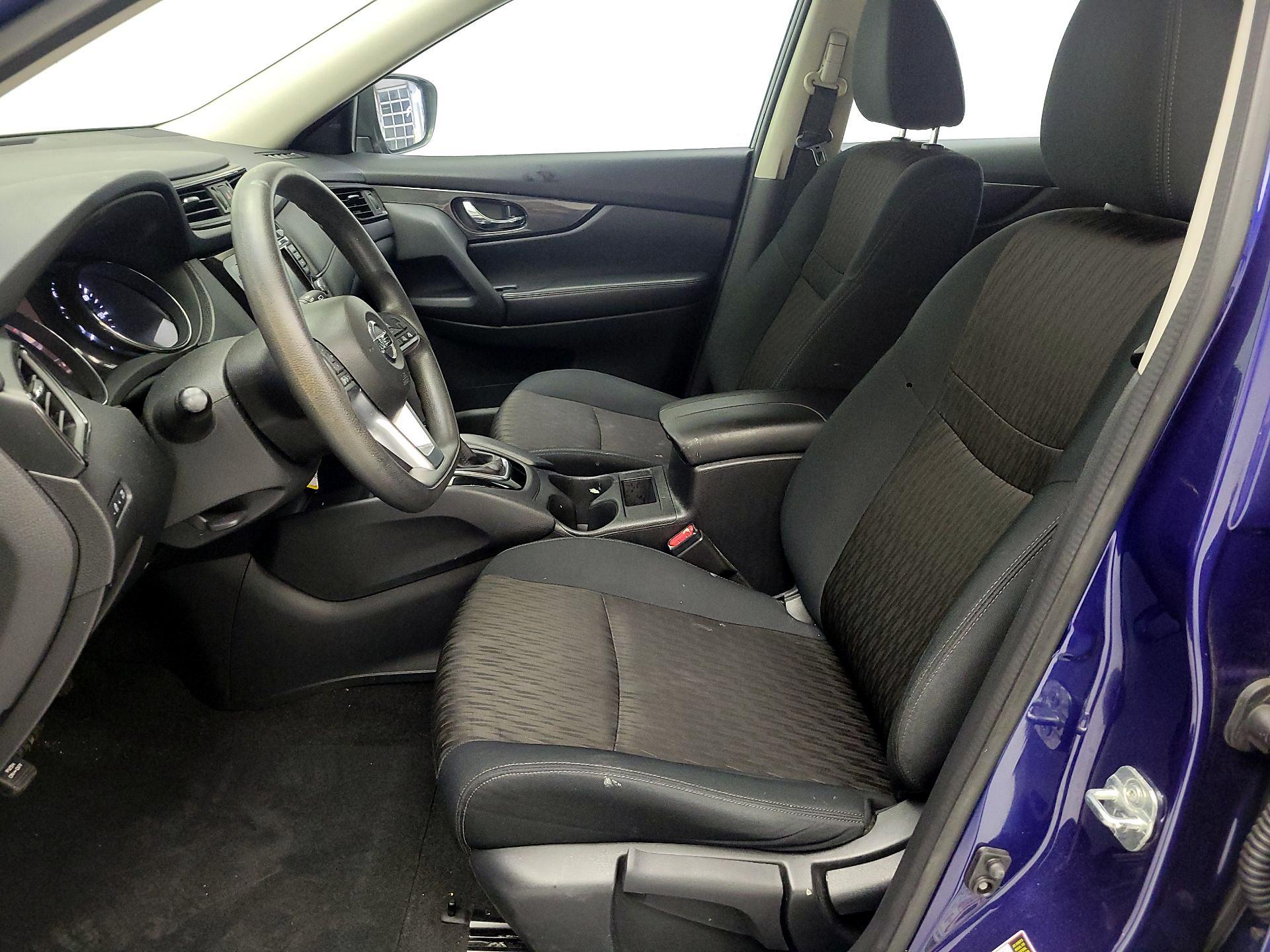 Thumbnail: 2018 Nissan Rogue - 9