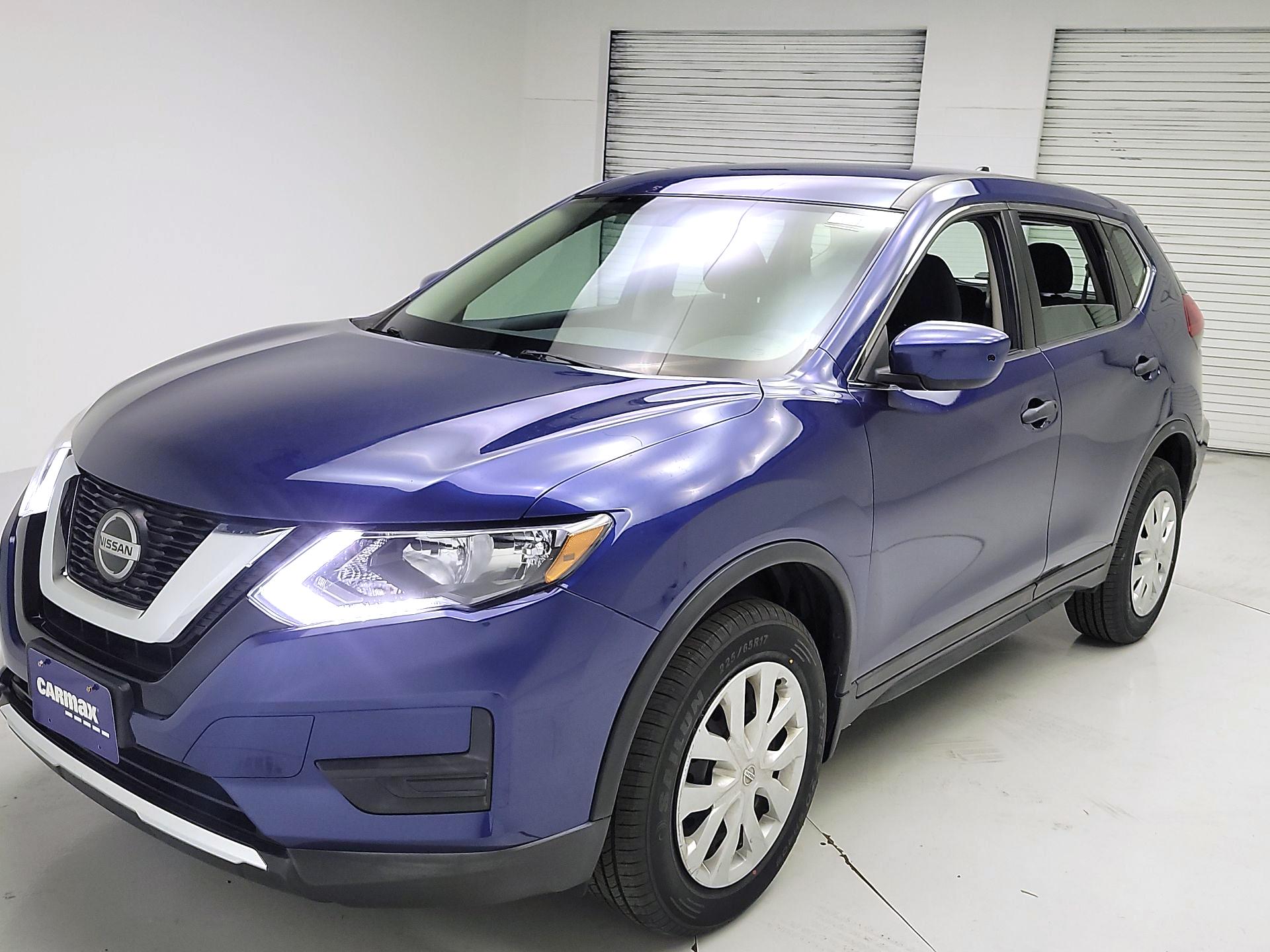 Thumbnail: 2018 Nissan Rogue - 3
