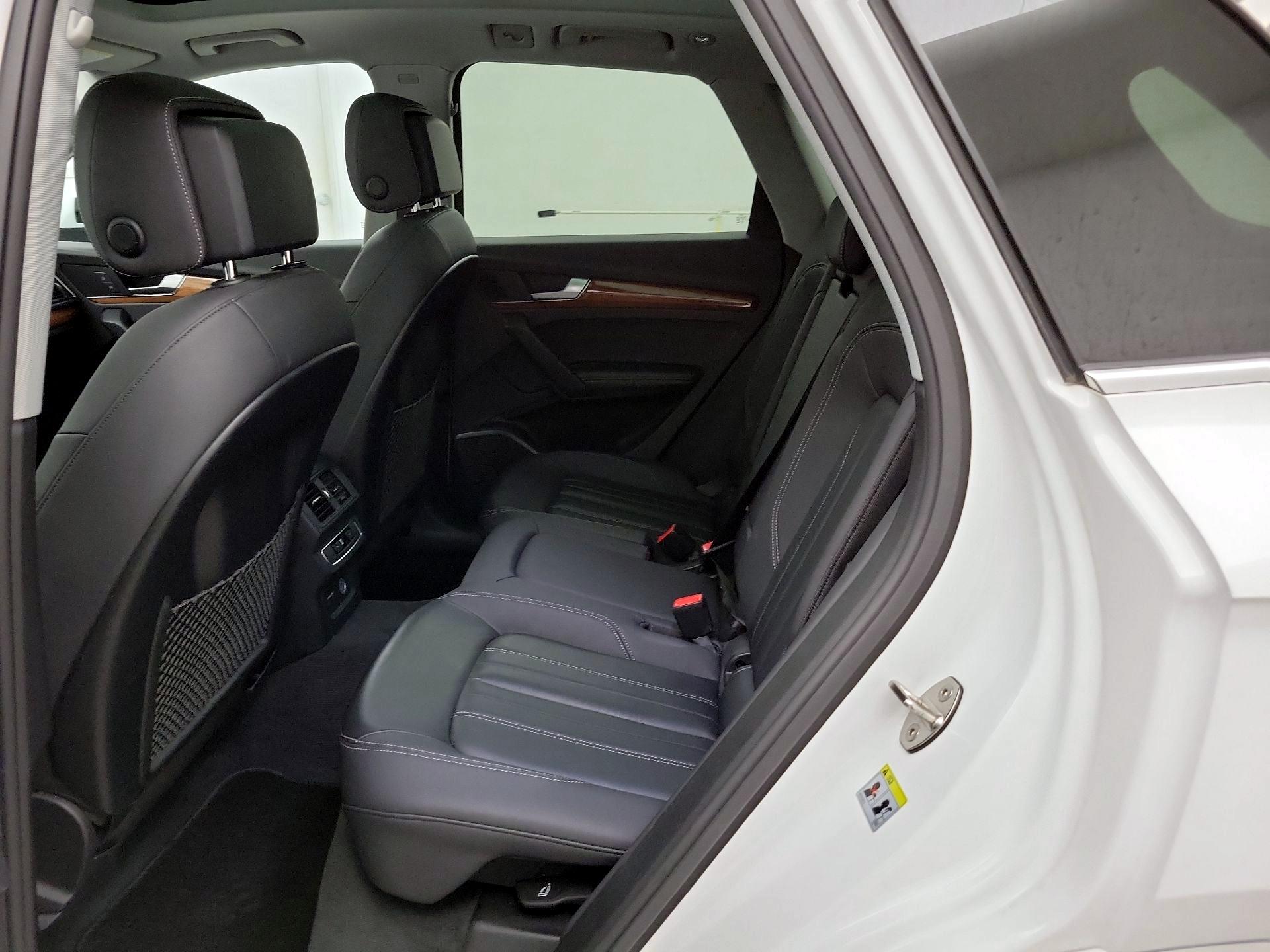 Thumbnail: 2023 Audi Q5 - 20